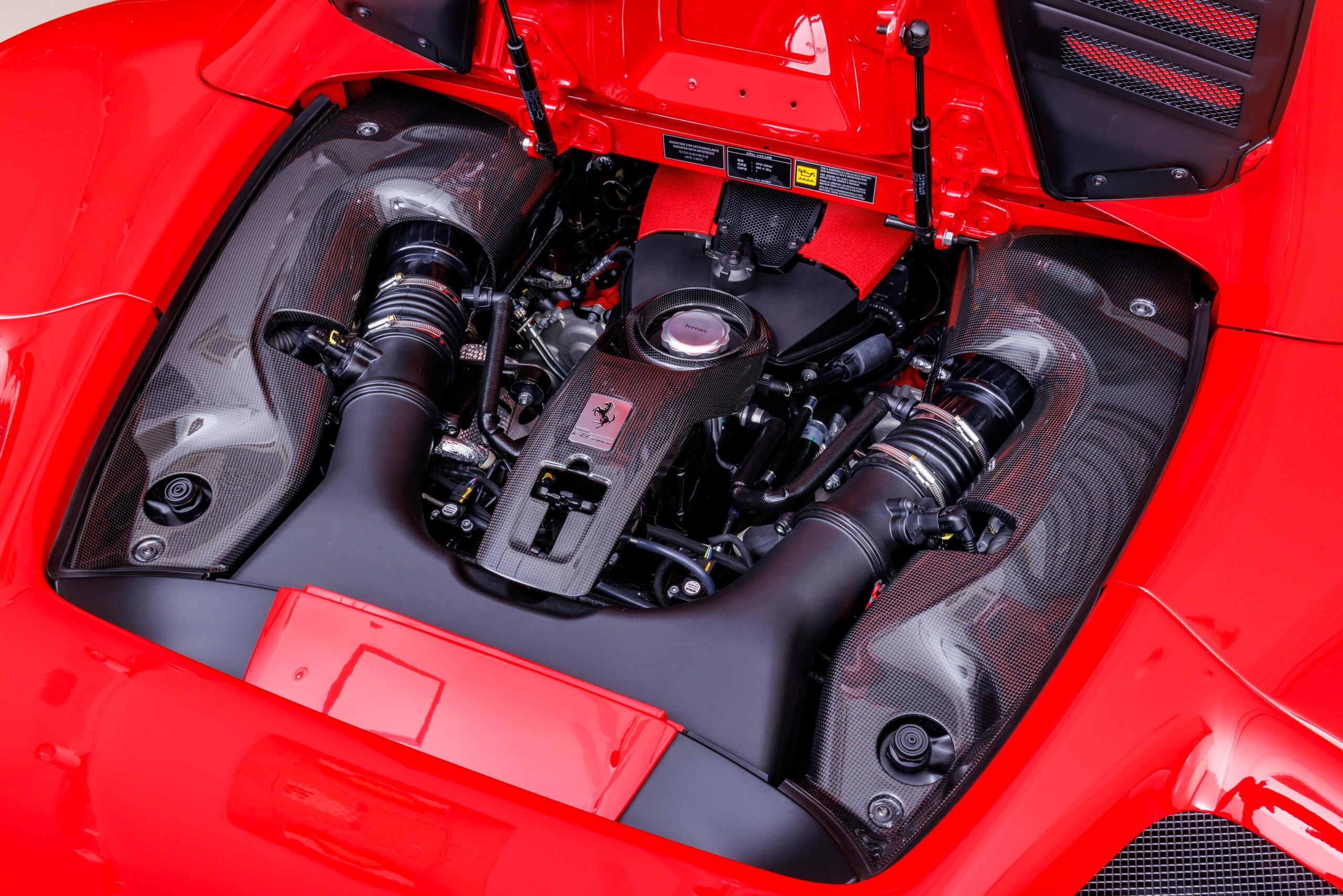 2022 Ferrari F8 Spider — Photo 40 / 42