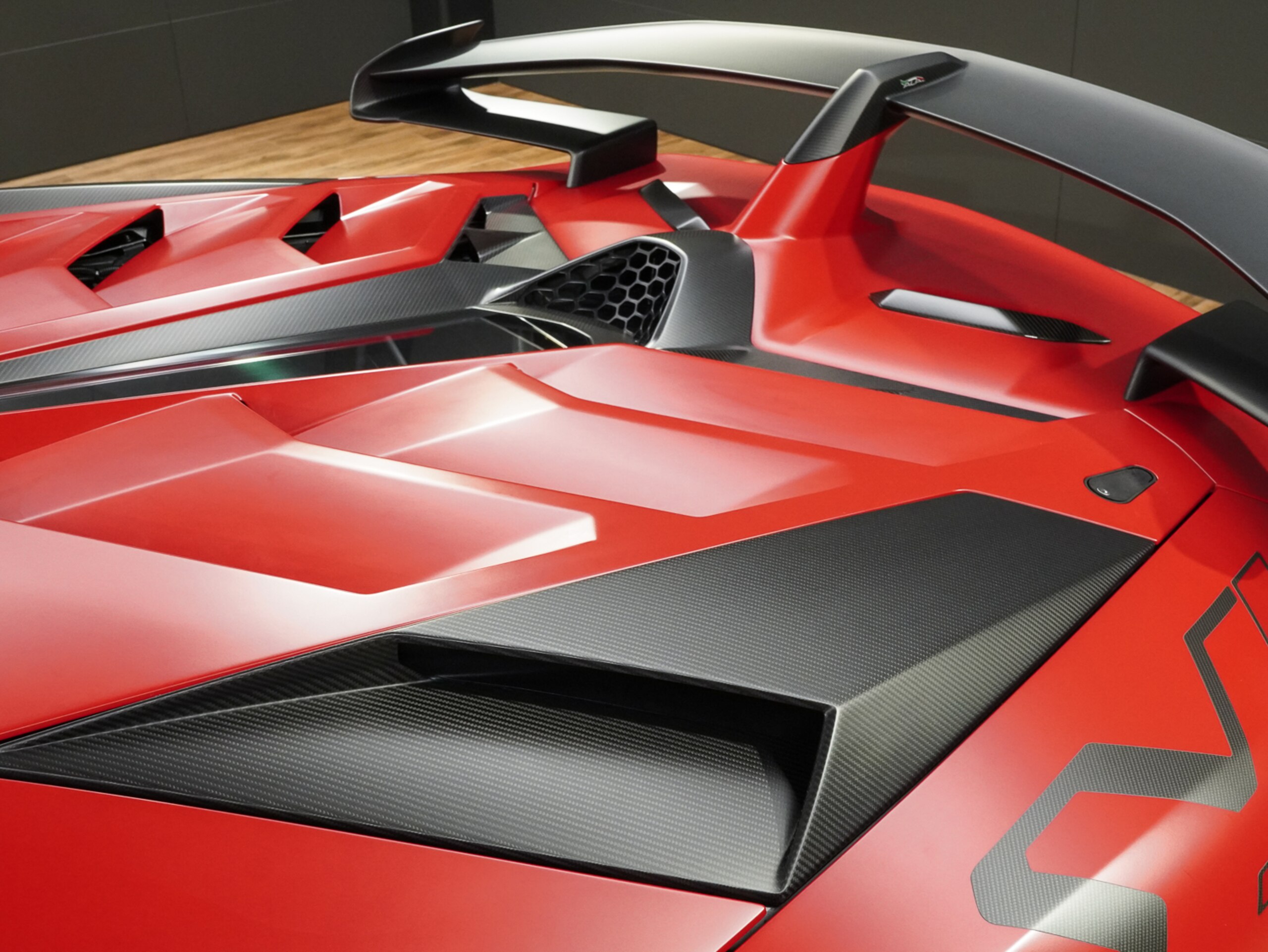 2021 Lamborghini Aventador SVJ — Photo 31 / 74