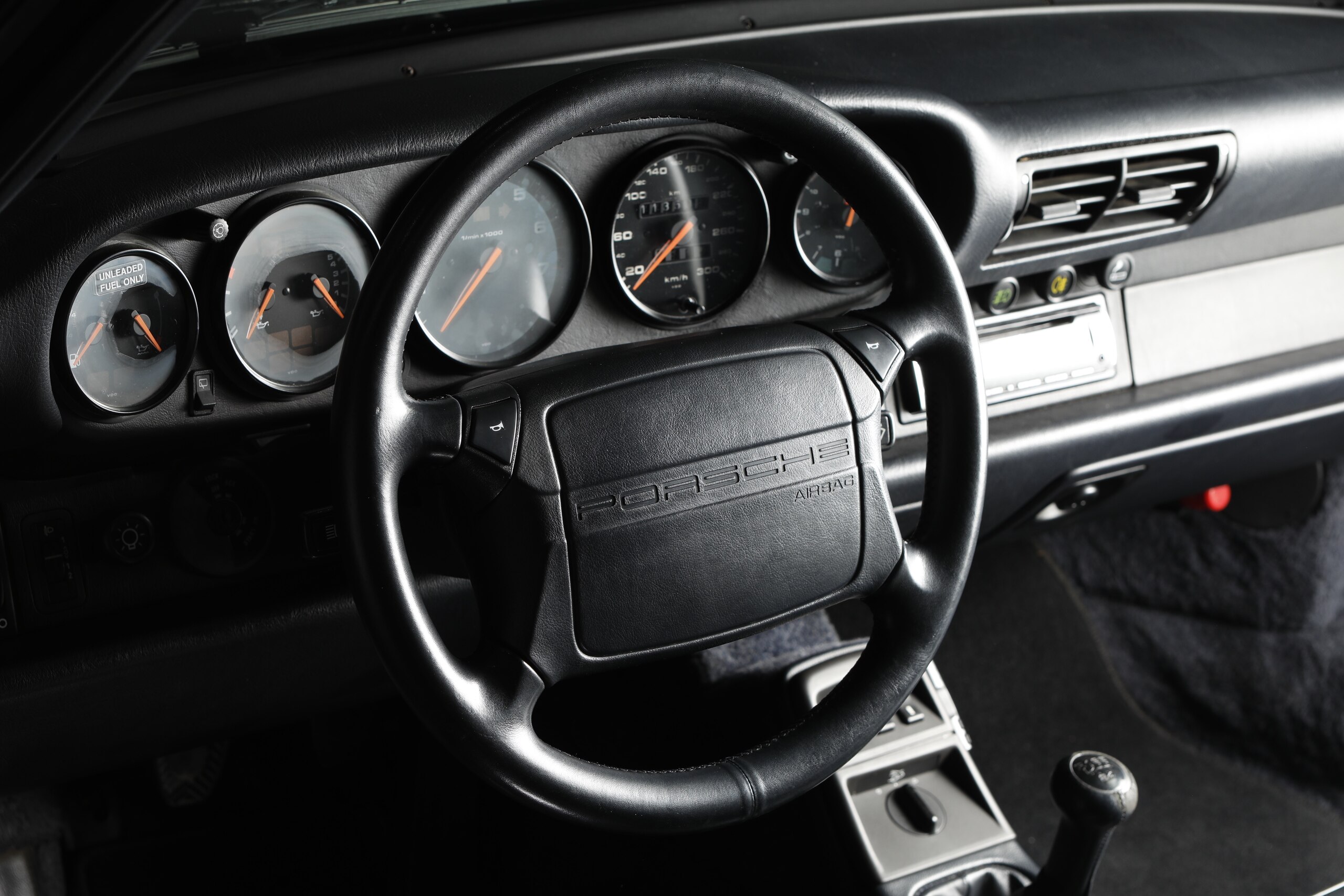 1992 Porsche 911 Carrera 2 — Photo 6 / 21