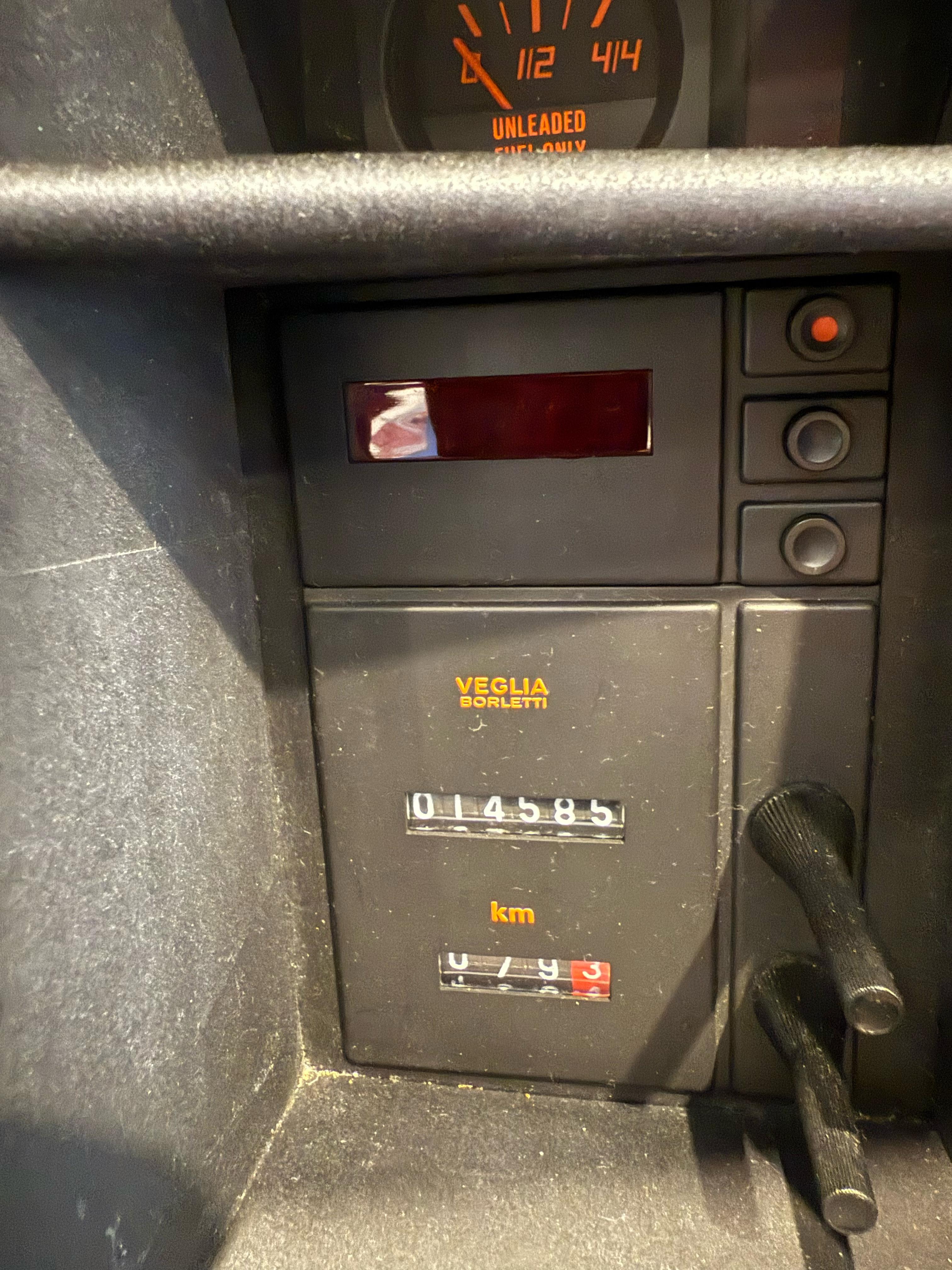 1989 Ferrari Testarossa — Photo 15 / 24