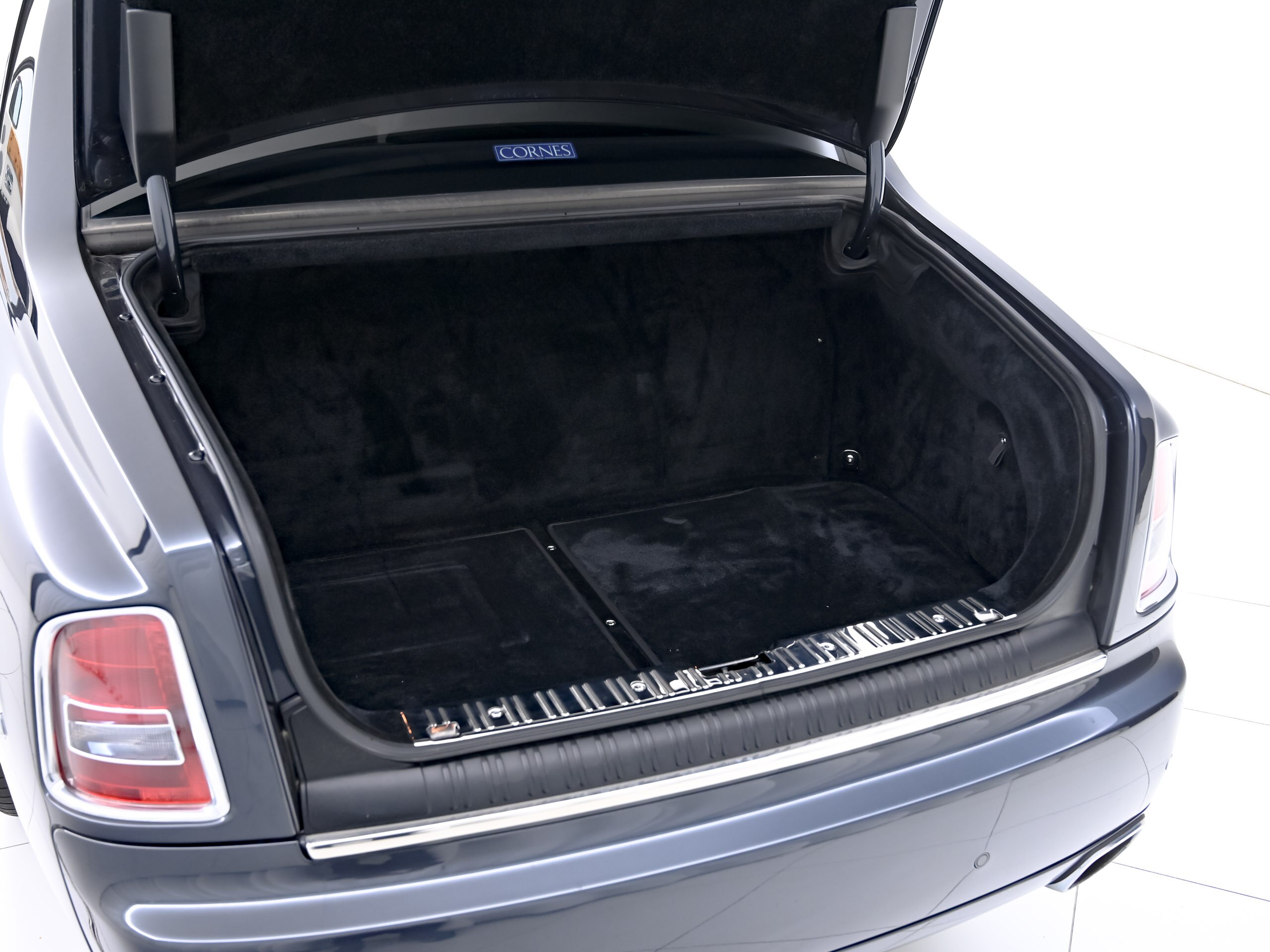 2015 Rolls-Royce Phantom — Photo 27 / 27