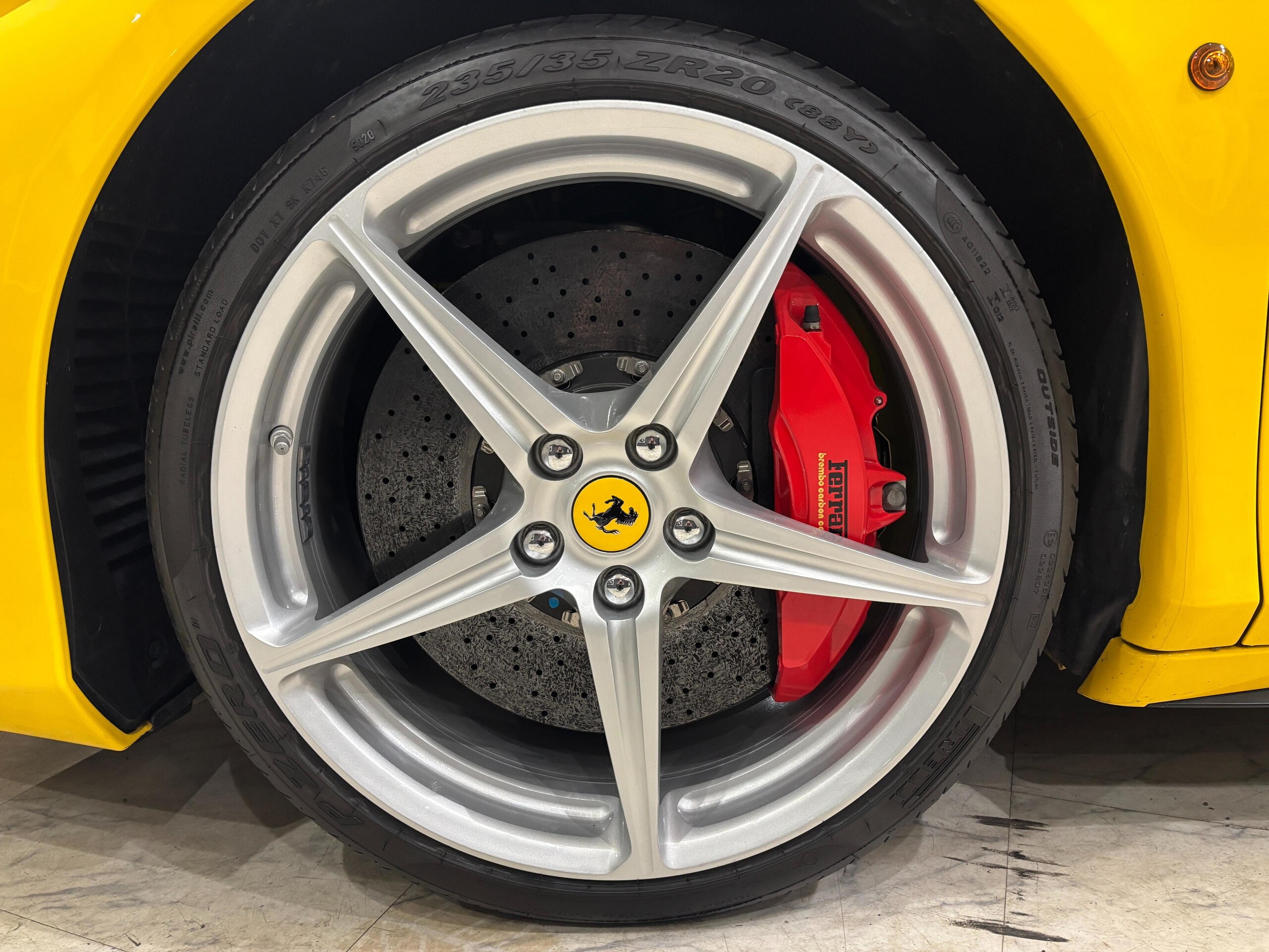 2012 Ferrari 458 Spider — Photo 17 / 19