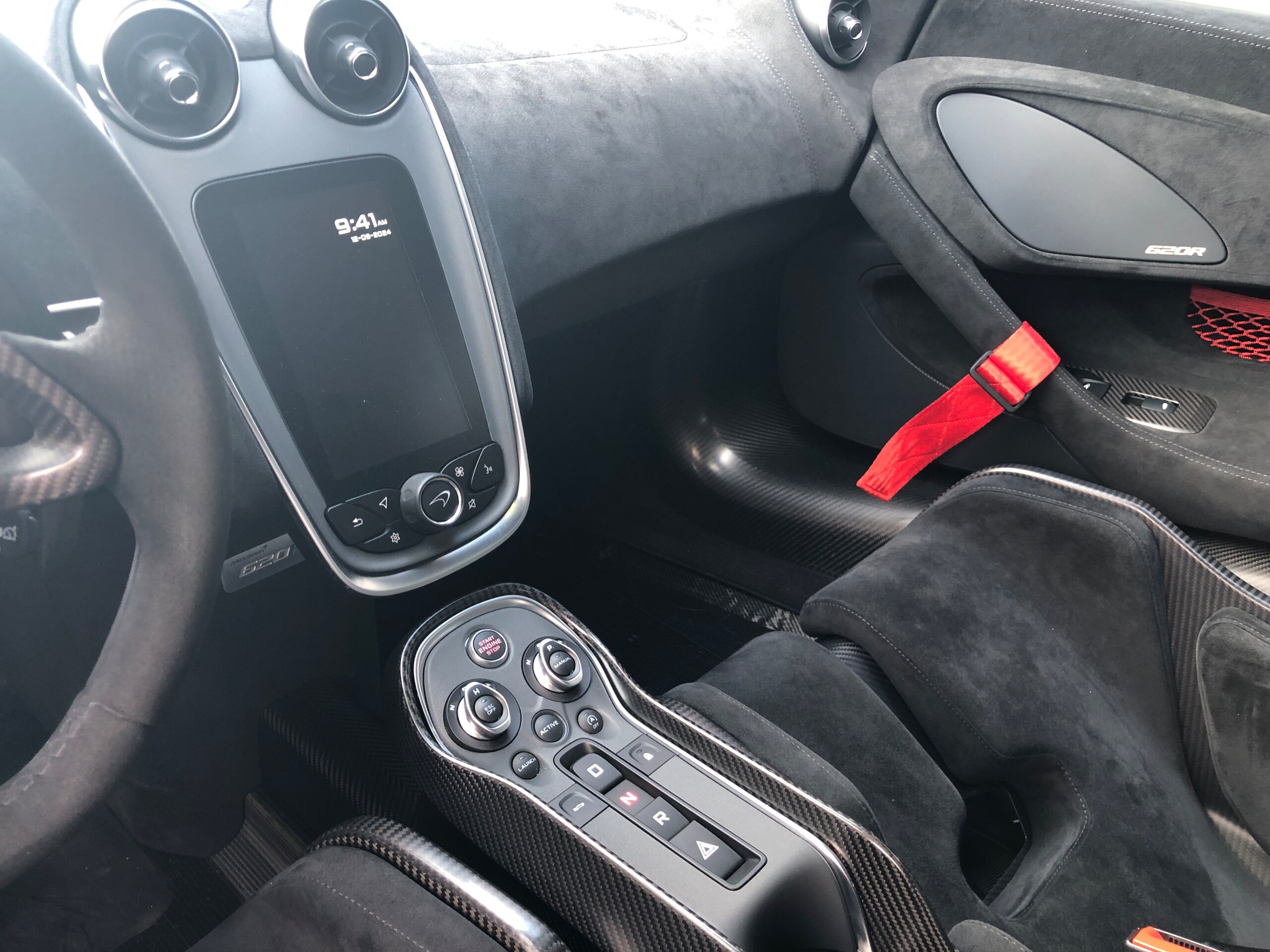 2020 McLaren 620R — Photo 9 / 12