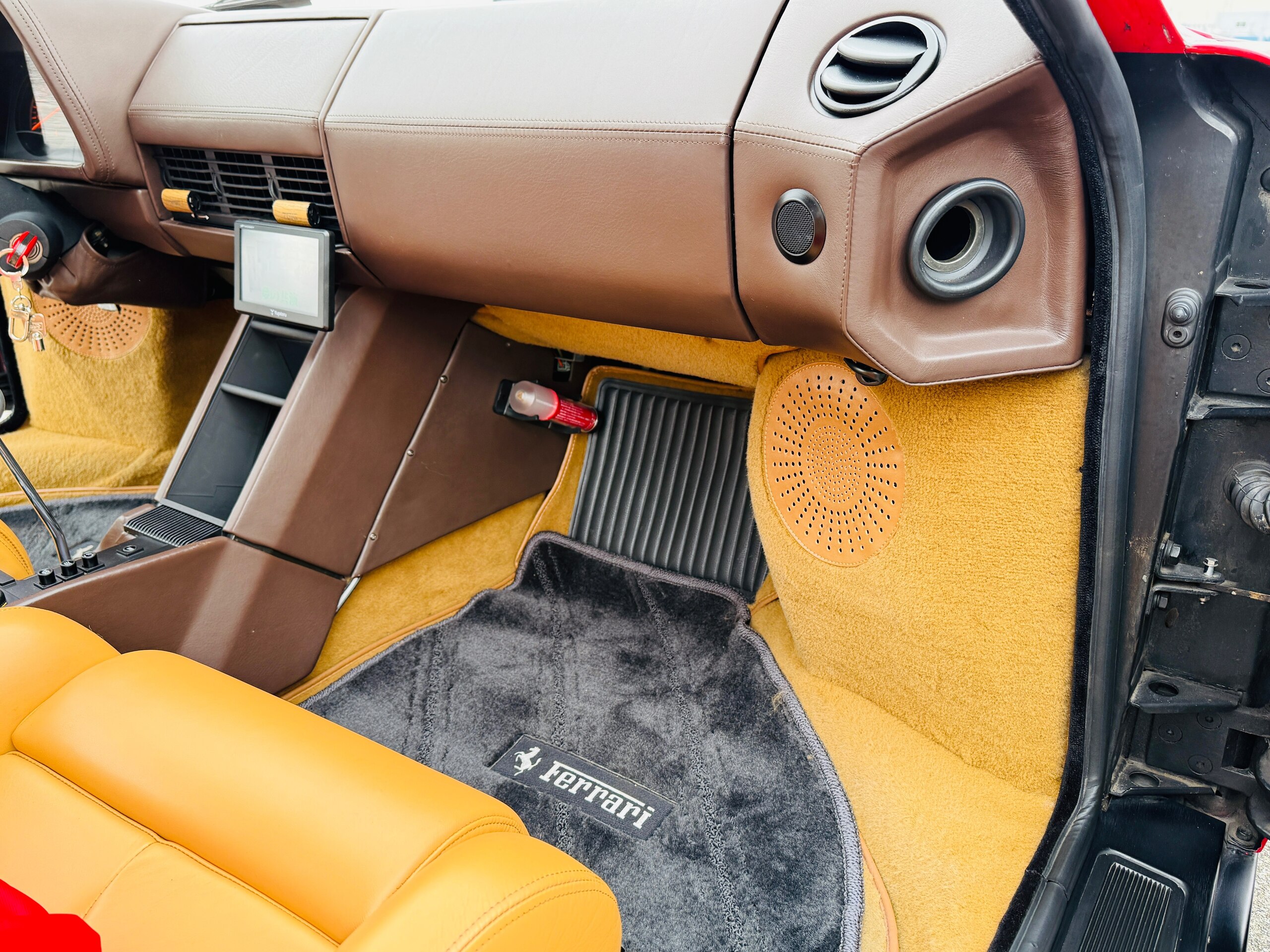 1991 Ferrari Testarossa — Photo 15 / 18