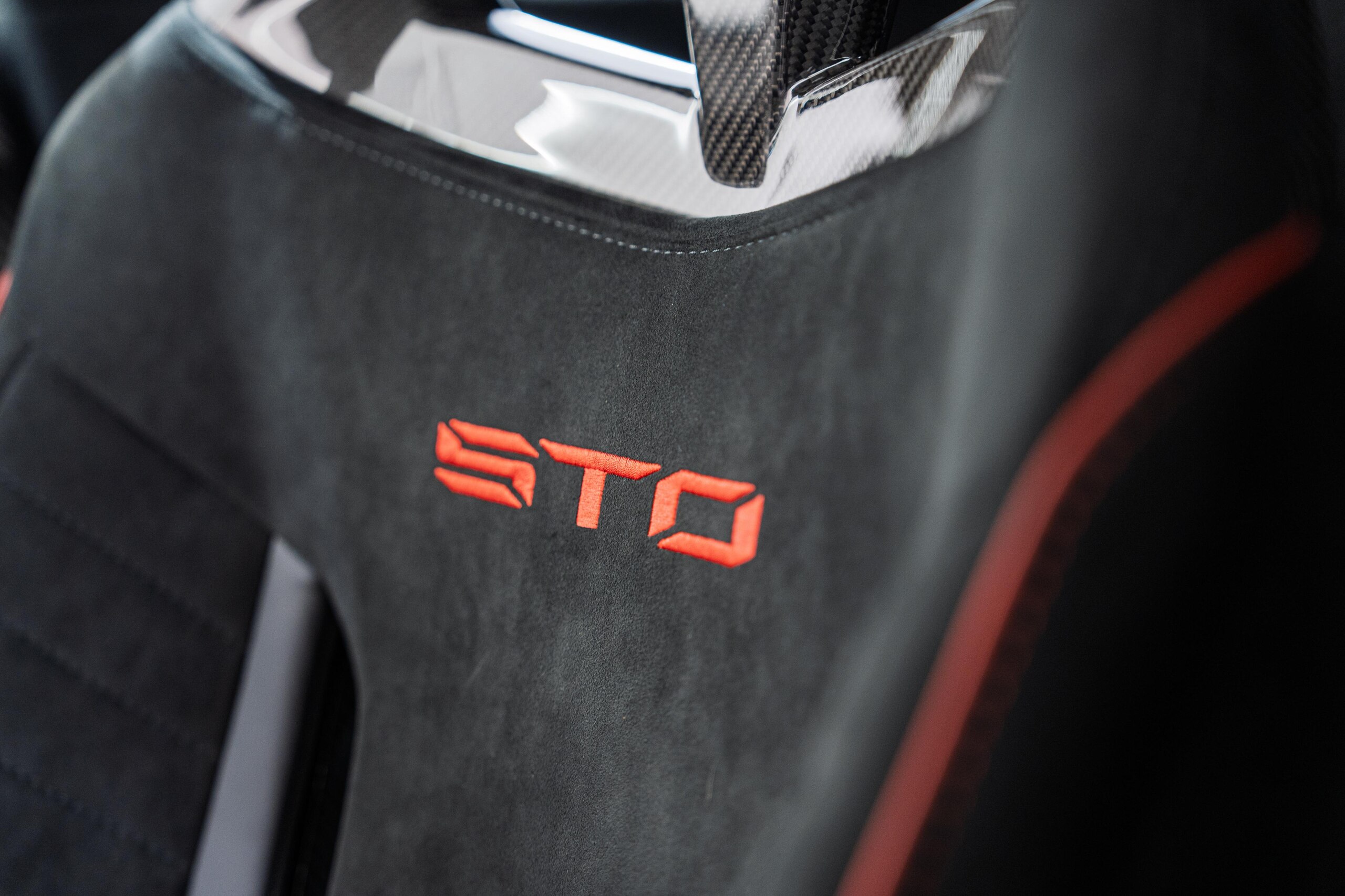 2022 Lamborghini Huracán STO — Photo 24 / 28