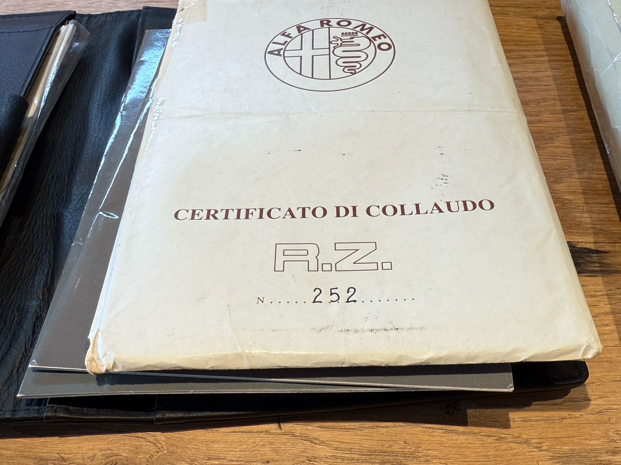 1993 Alfa Romeo RZ Limited Edition — Photo 14 / 16