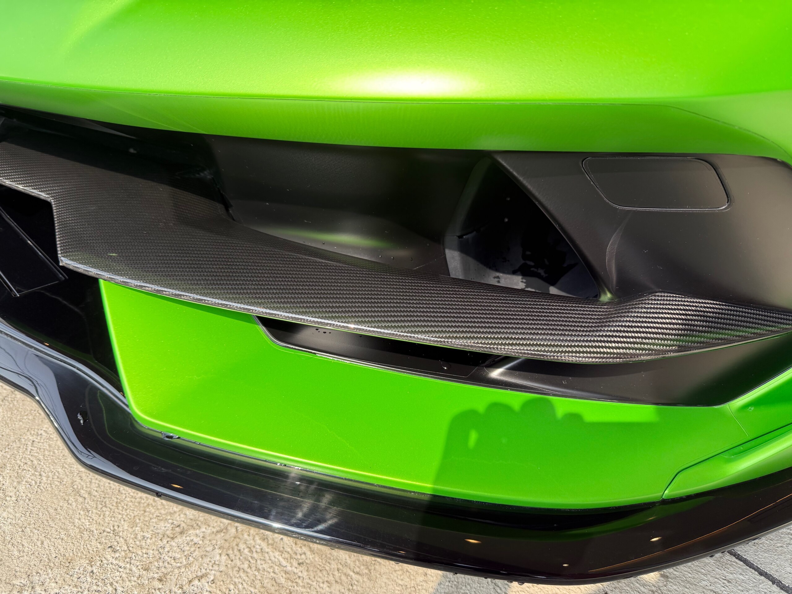 2019 Lamborghini Aventador SVJ — Photo 14 / 22