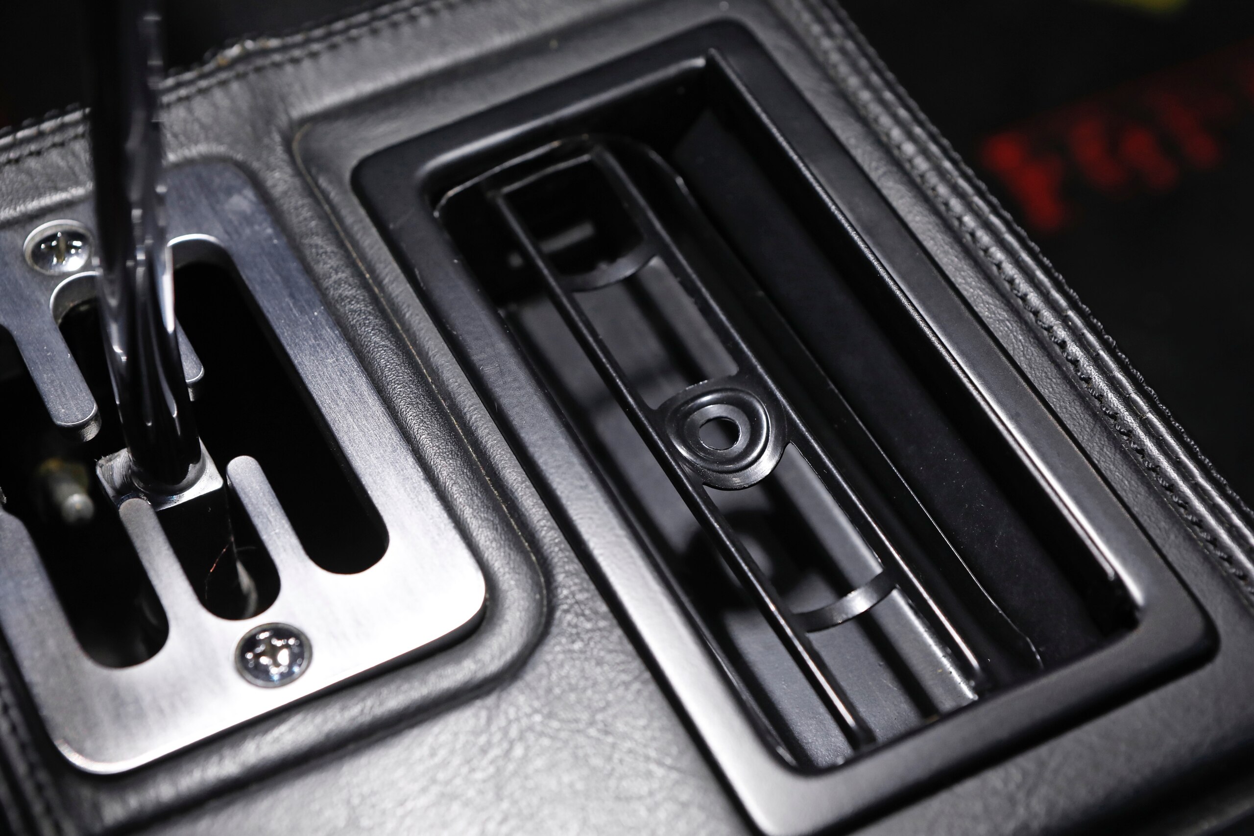 1989 Ferrari 208 GTB Turbo — Photo 12 / 25