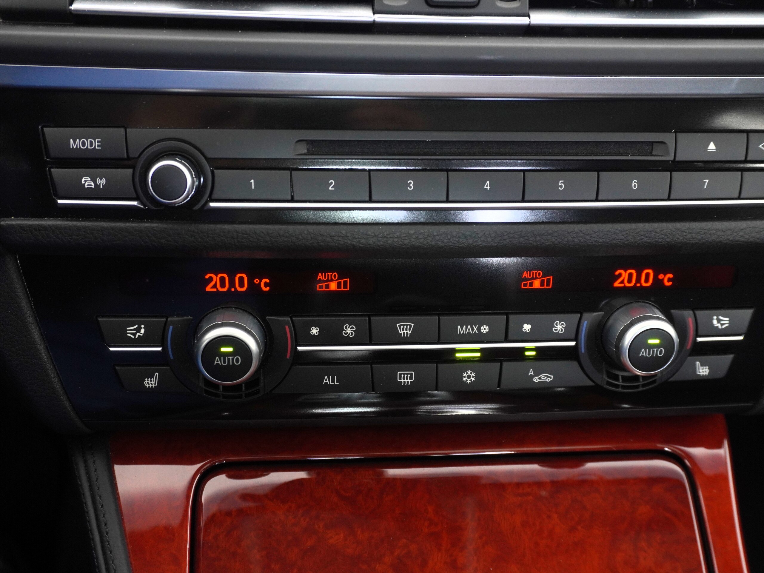 2011 BMW Alpina B5 — Photo 10 / 16