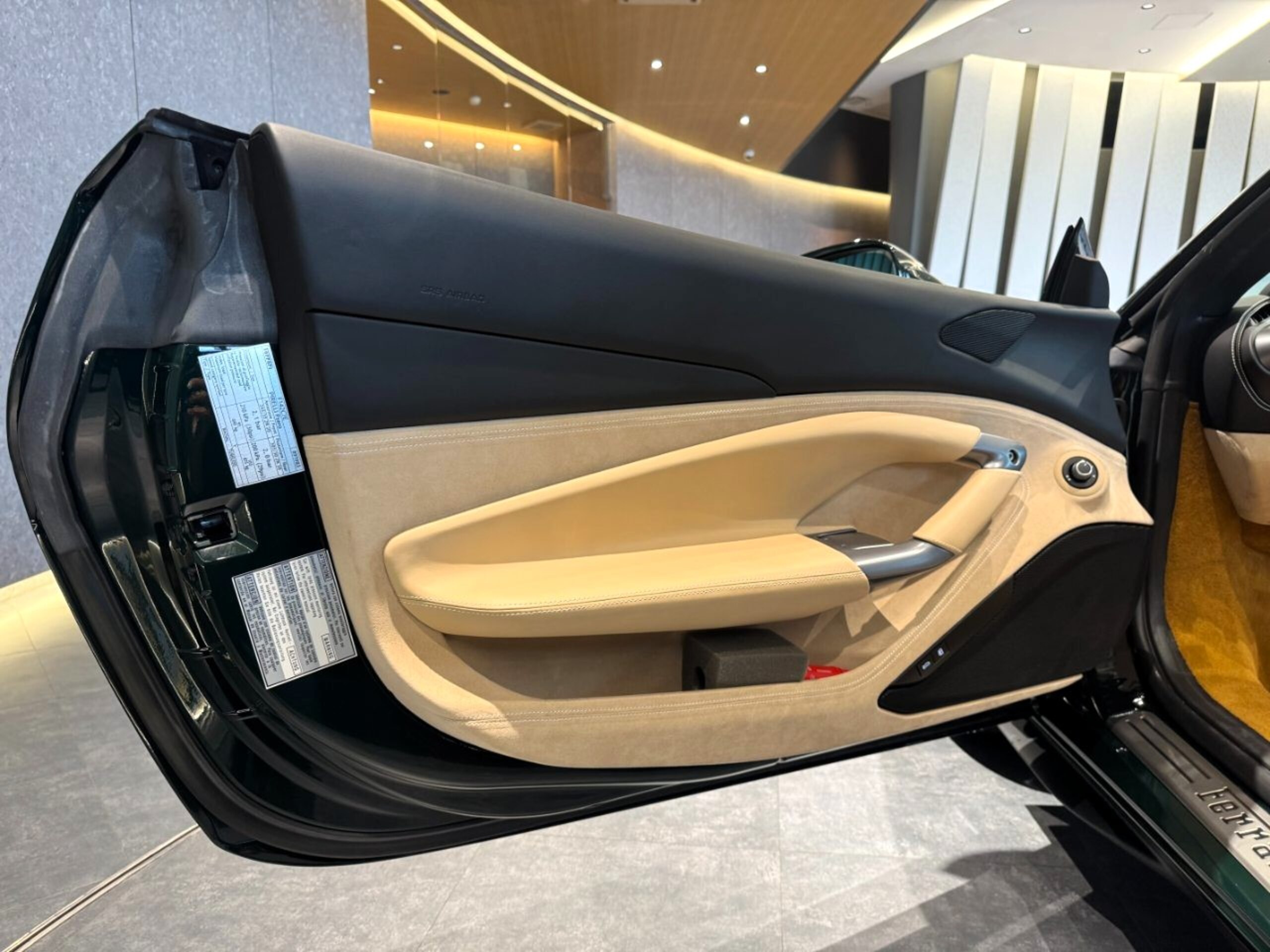 2022 Ferrari F8 Spider — Photo 65 / 72
