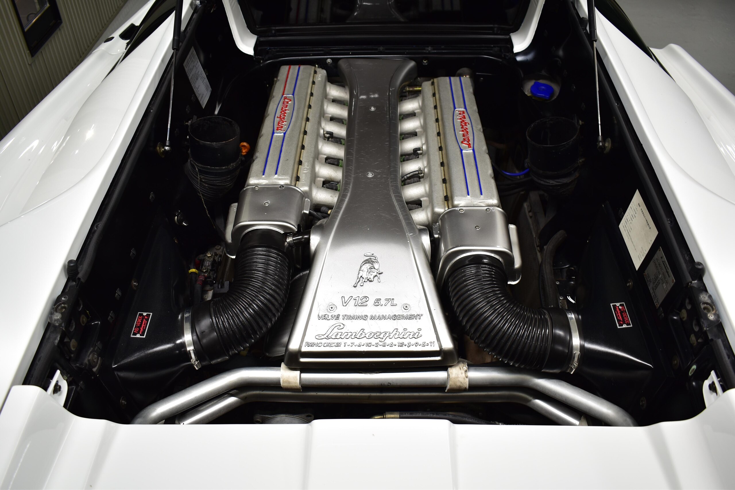 1999 Lamborghini Diablo SV — Photo 18 / 19