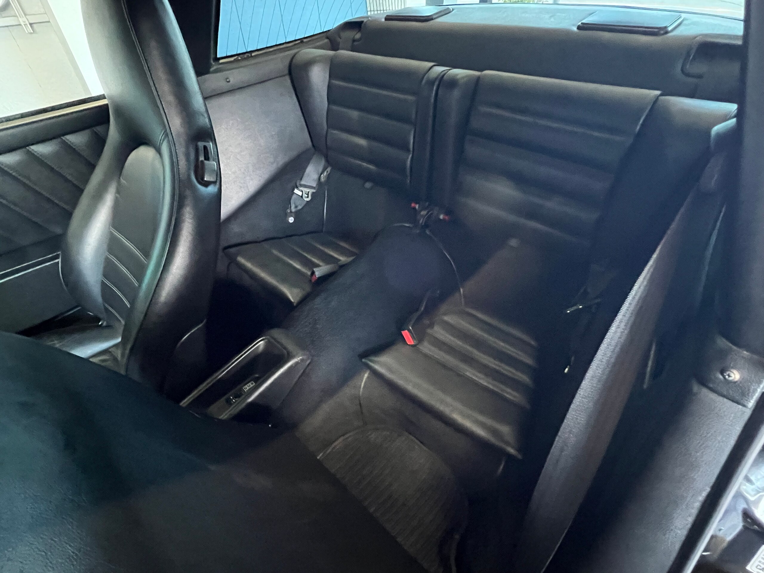 1991 Porsche 911 Carrera 2 Targa — Photo 13 / 15