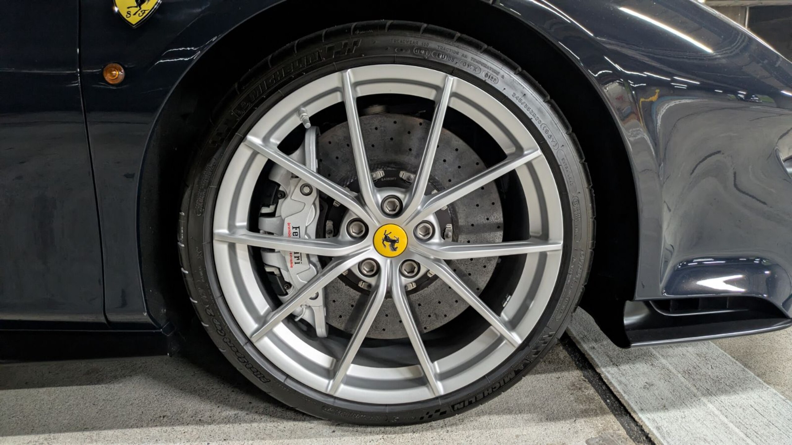 2019 Ferrari 488 Pista — Photo 21 / 24