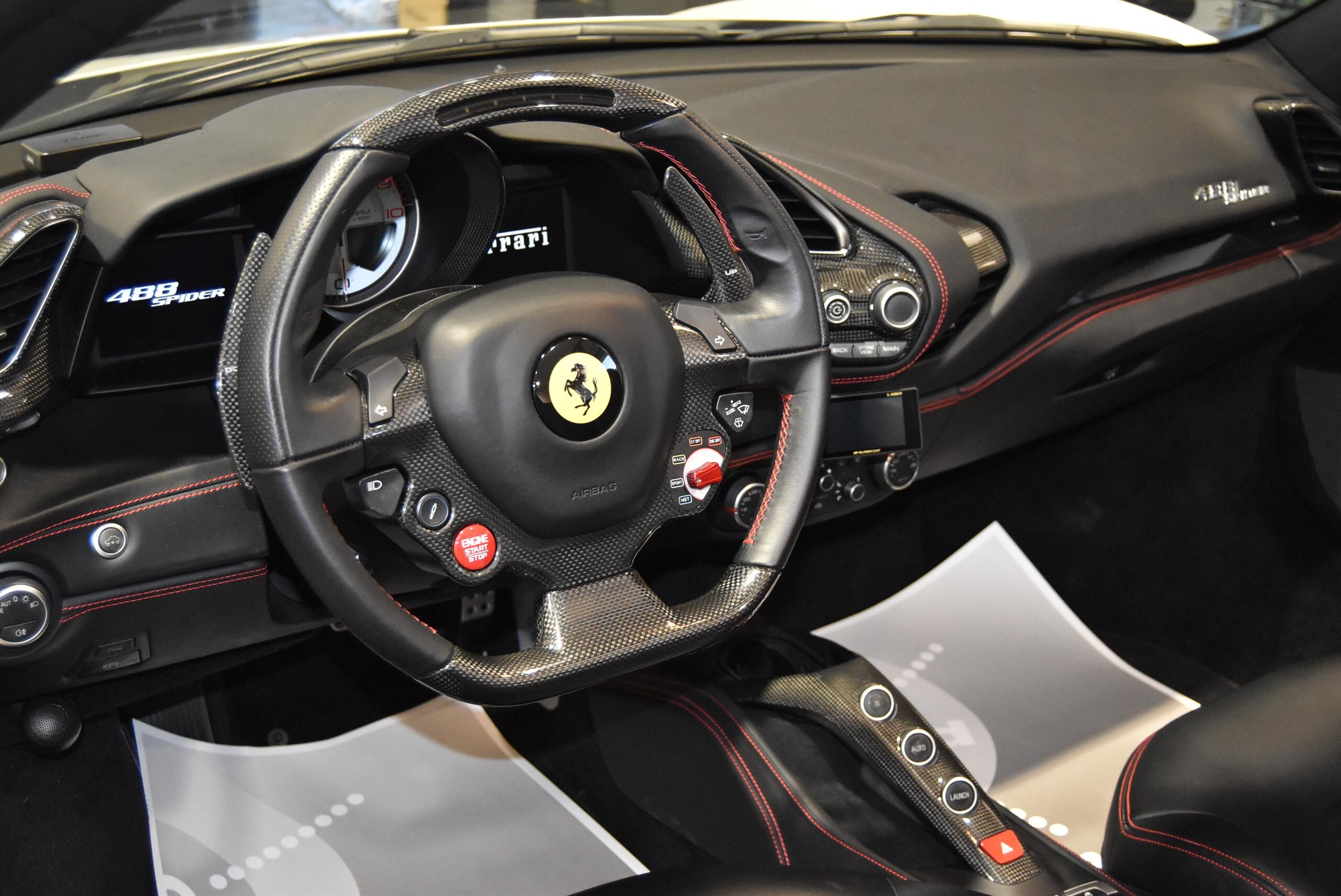 2017 Ferrari 488 Spider — Photo 6 / 35