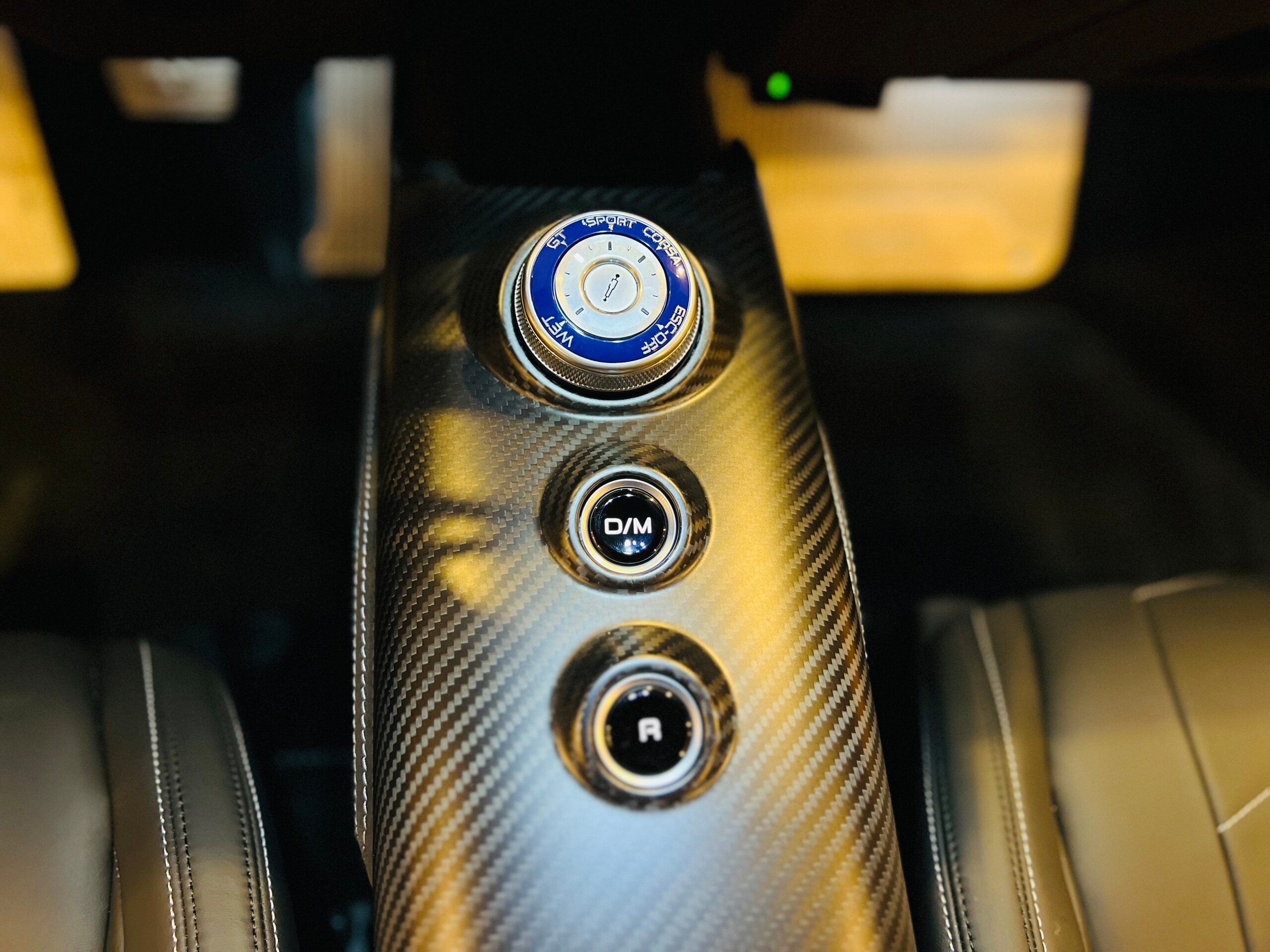 2022 Maserati MC20 — Photo 12 / 21