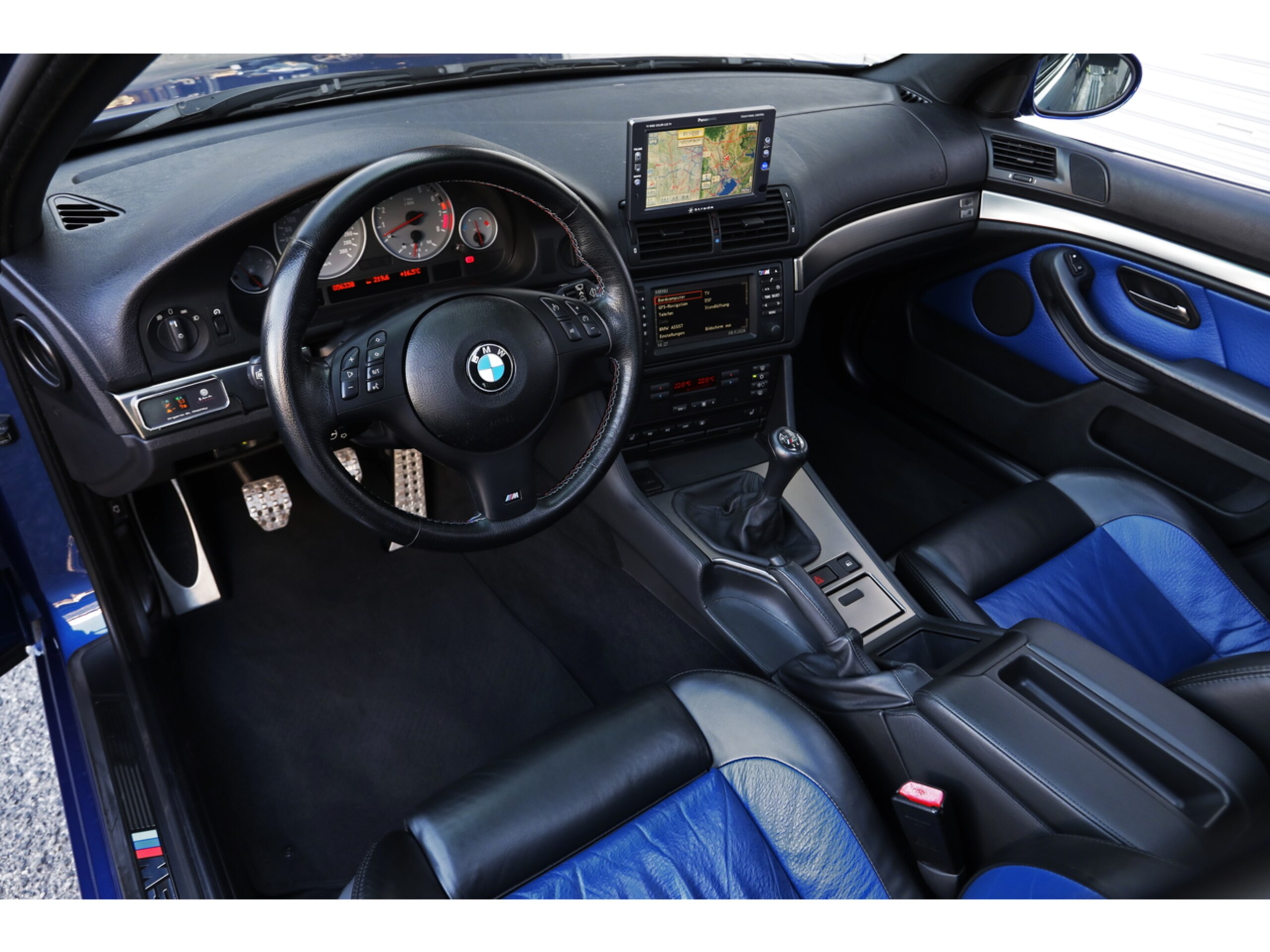 2002 BMW M5 — Photo 7 / 19