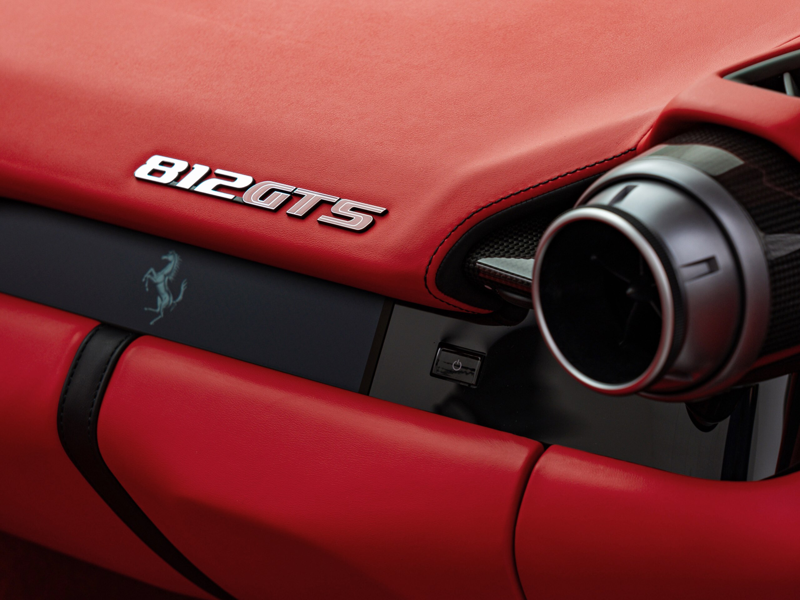 2022 Ferrari 812GTS — Photo 35 / 51