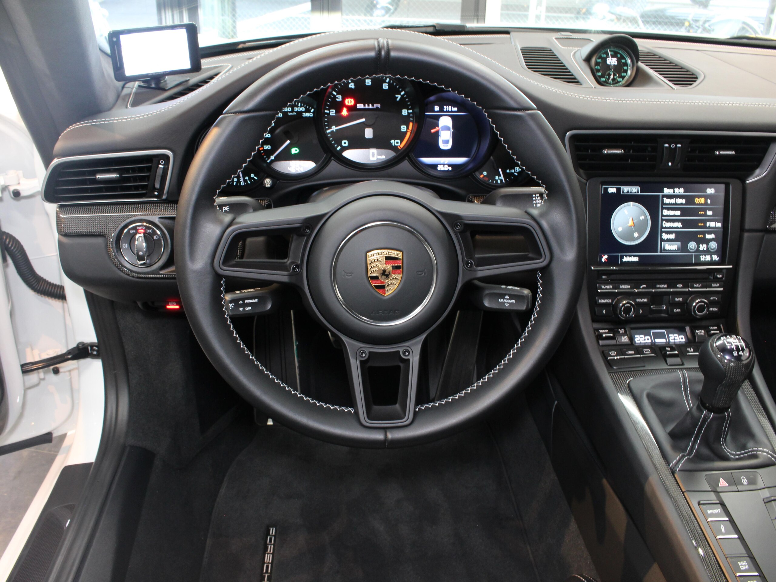 2016 Porsche 911 R — Photo 9 / 29