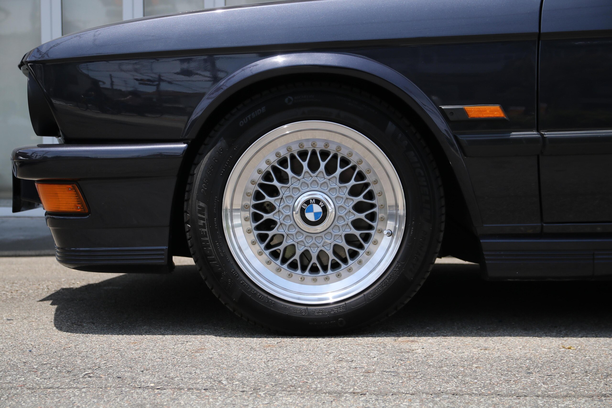 1988 BMW M535i — Photo 7 / 24