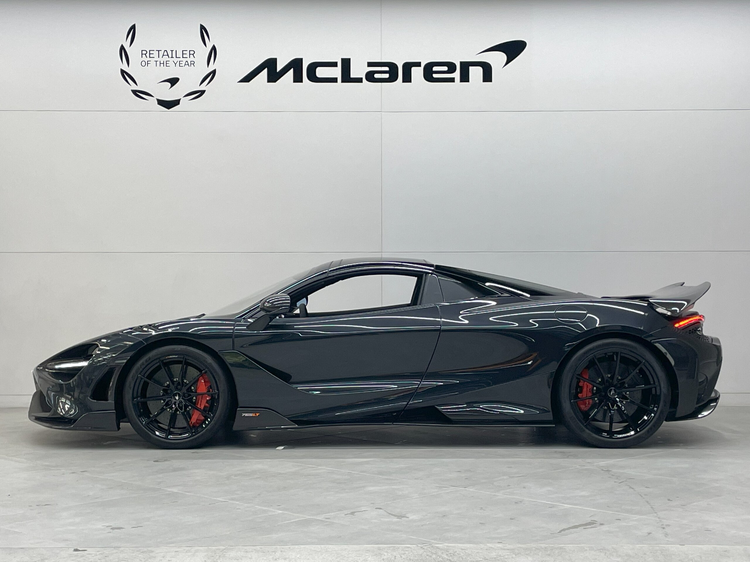 2022 McLaren 765LT Spider — Photo 7 / 20