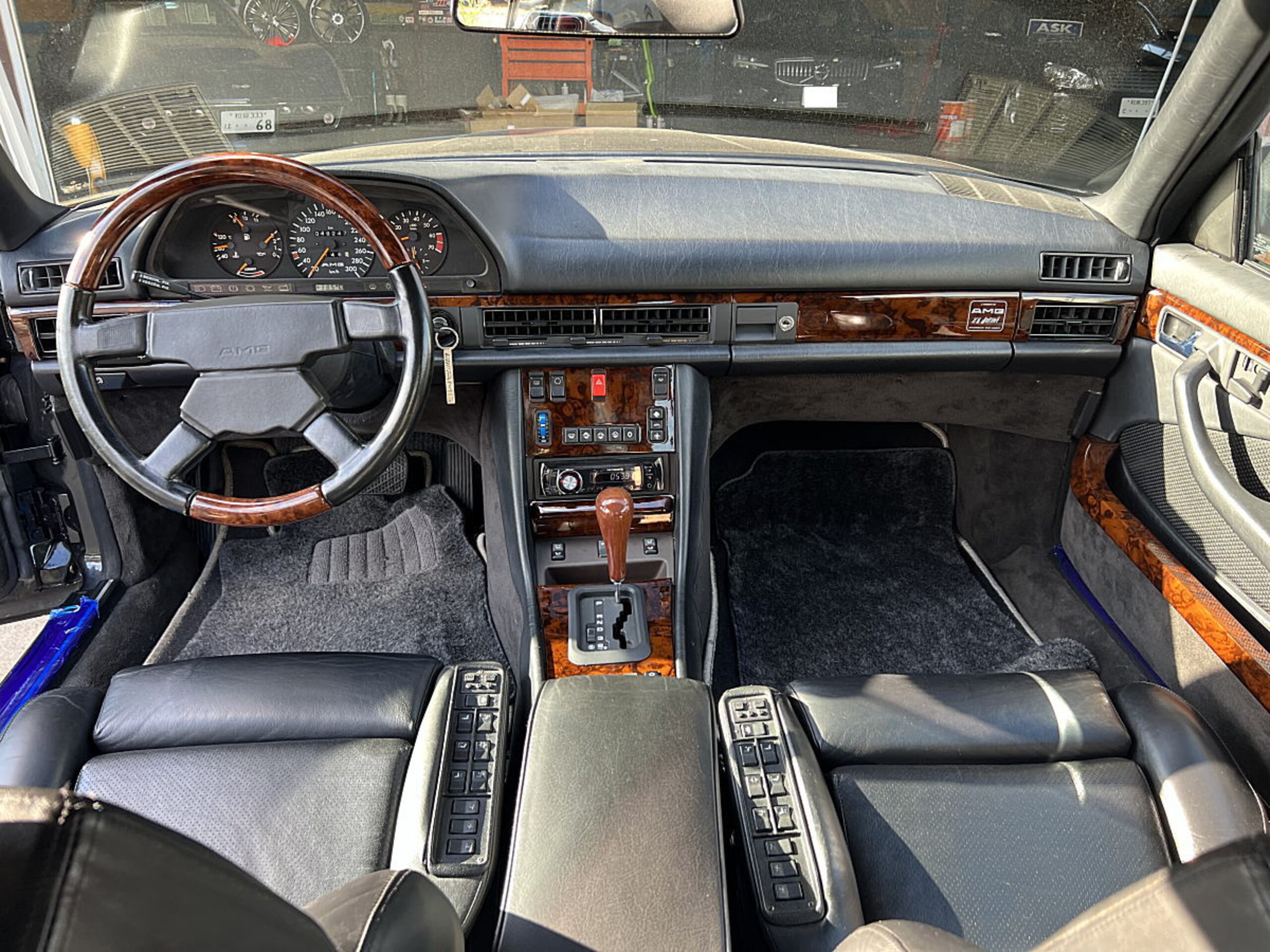 1988 Mercedes Benz 560SEC AMG 6.0 — Photo 8 / 21