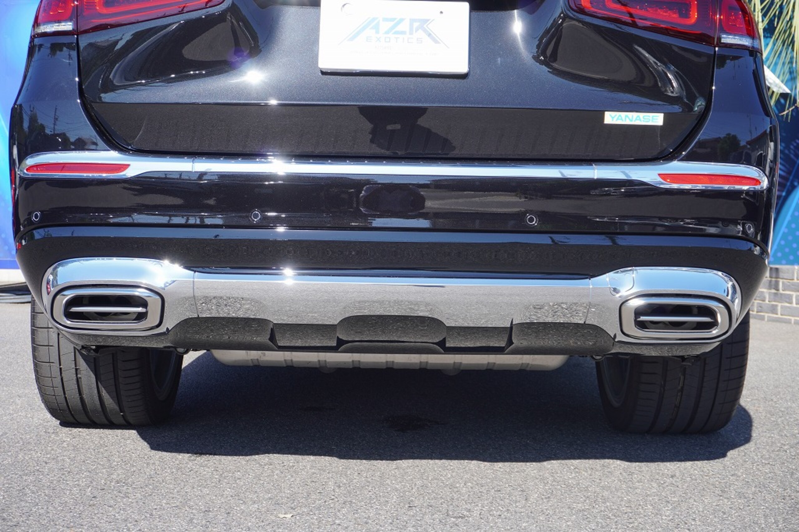 2023 Mercedes Benz Maybach GLS 600 4Matic — Photo 26 / 35