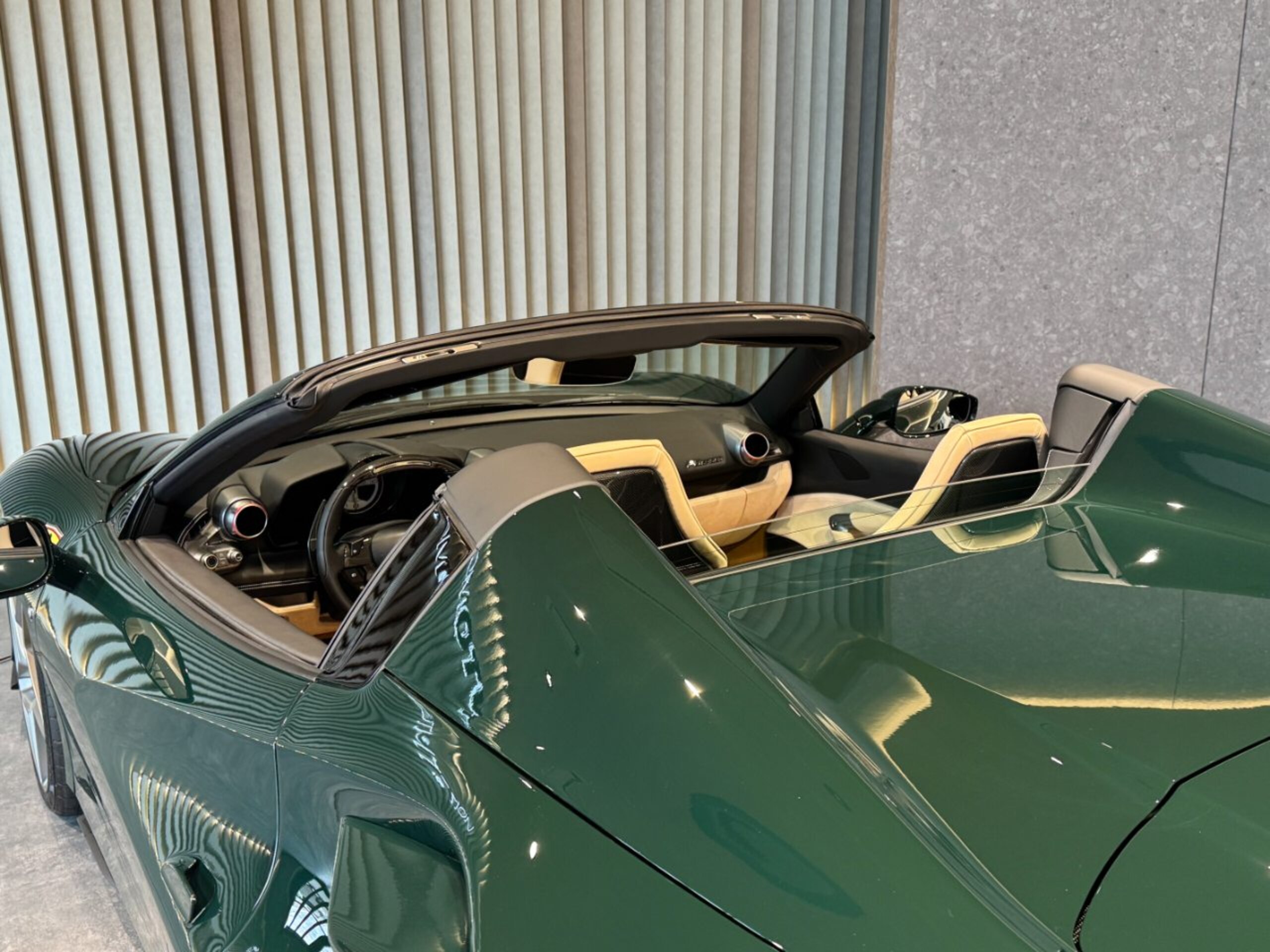 2022 Ferrari F8 Spider — Photo 43 / 72