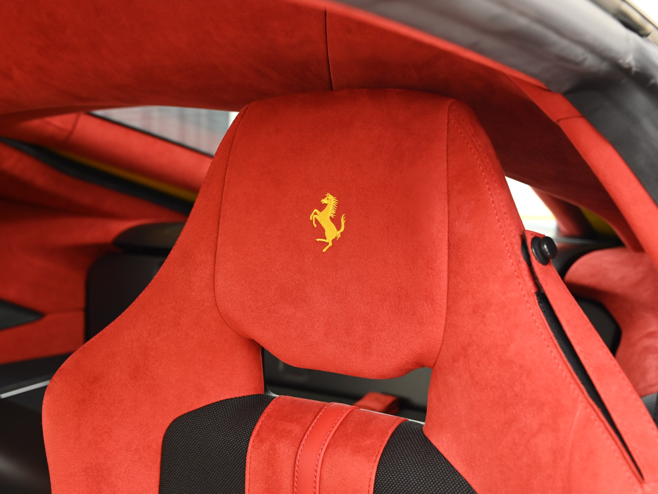 2016 Ferrari F12tdf — Photo 7 / 16