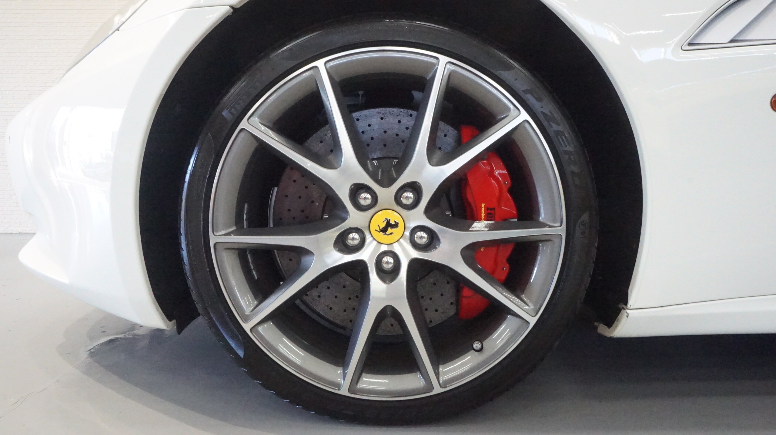 2013 Ferrari California 30 — Photo 17 / 19