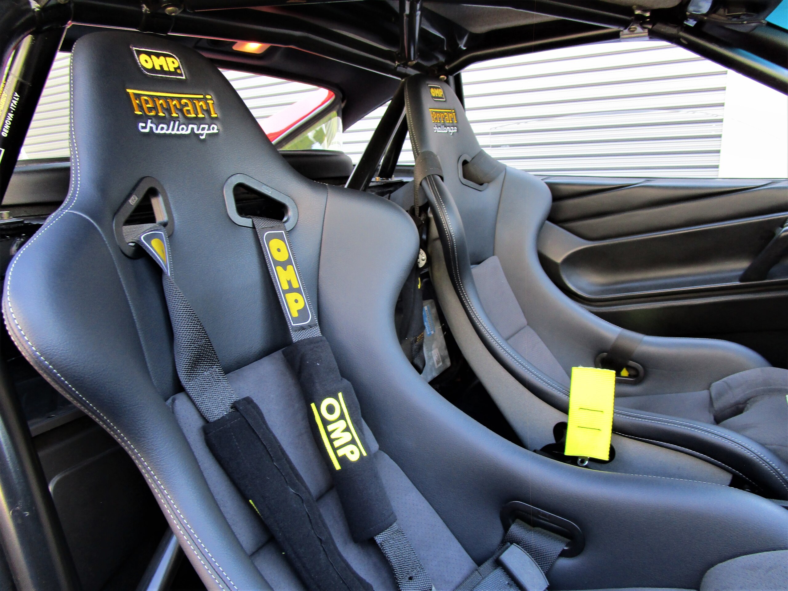 1991 Ferrari 348 TS Challenge — Photo 14 / 17