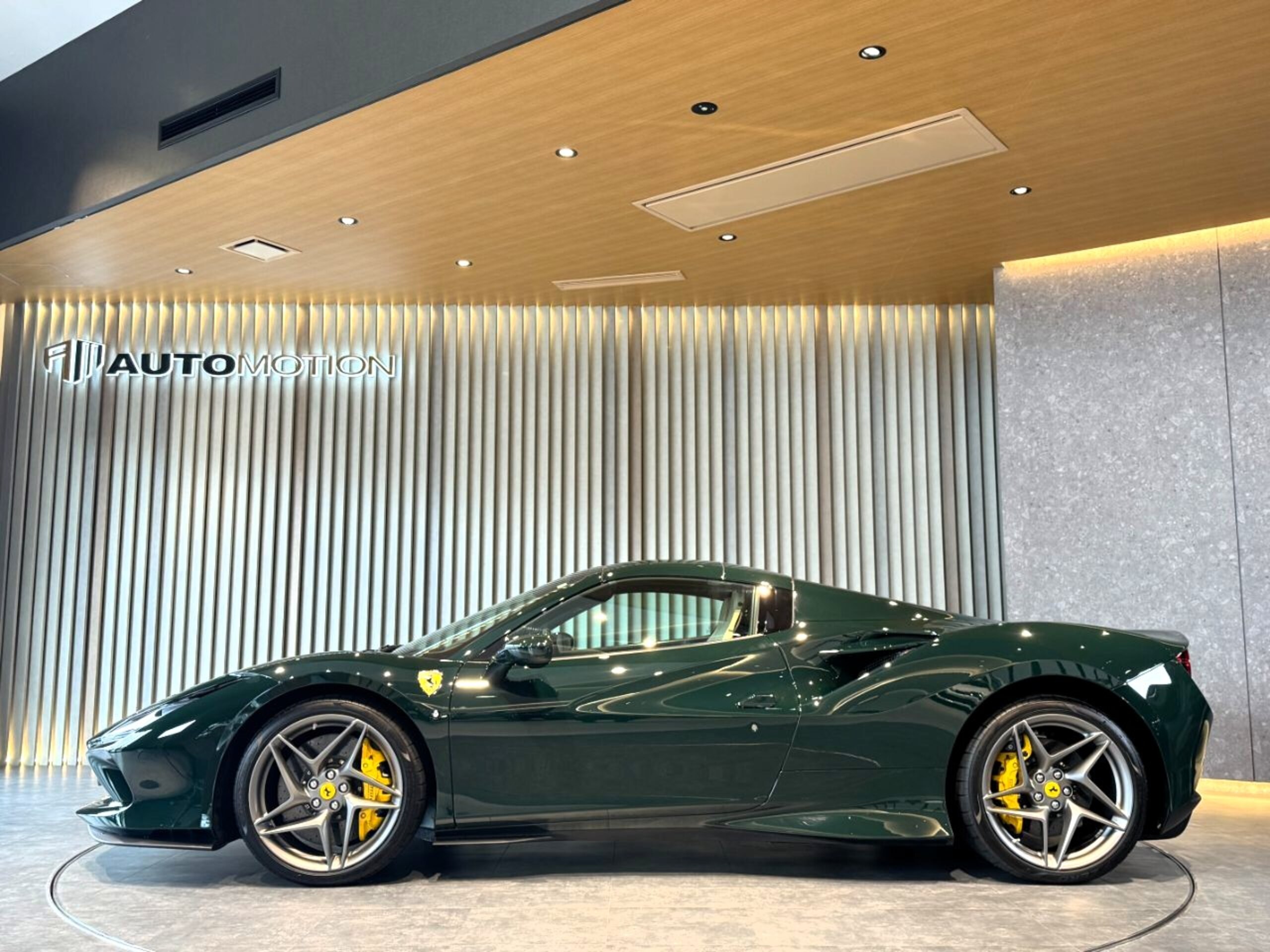 2022 Ferrari F8 Spider — Photo 37 / 72