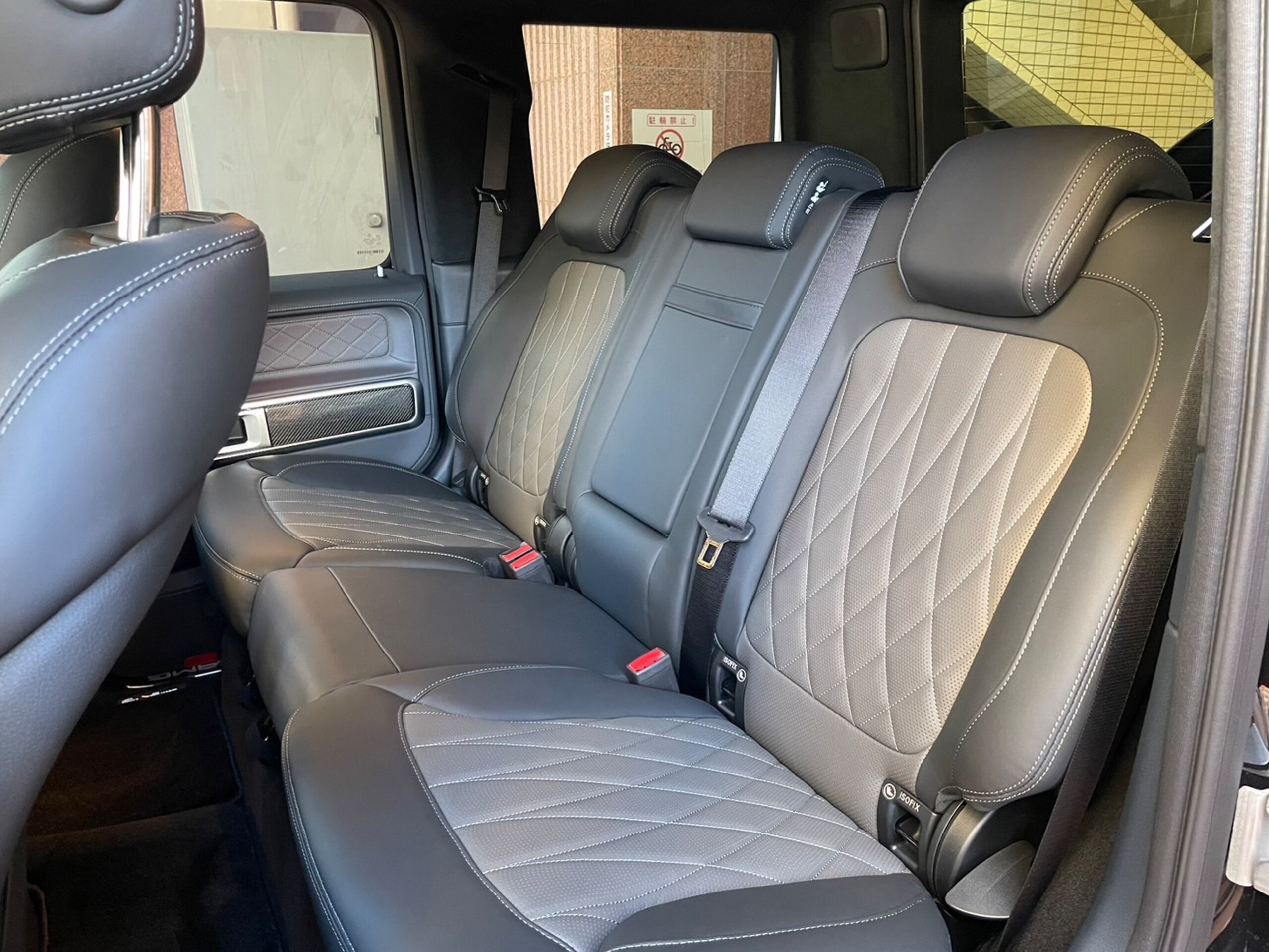 2024 Mercedes Benz G63 AMG — Photo 17 / 20