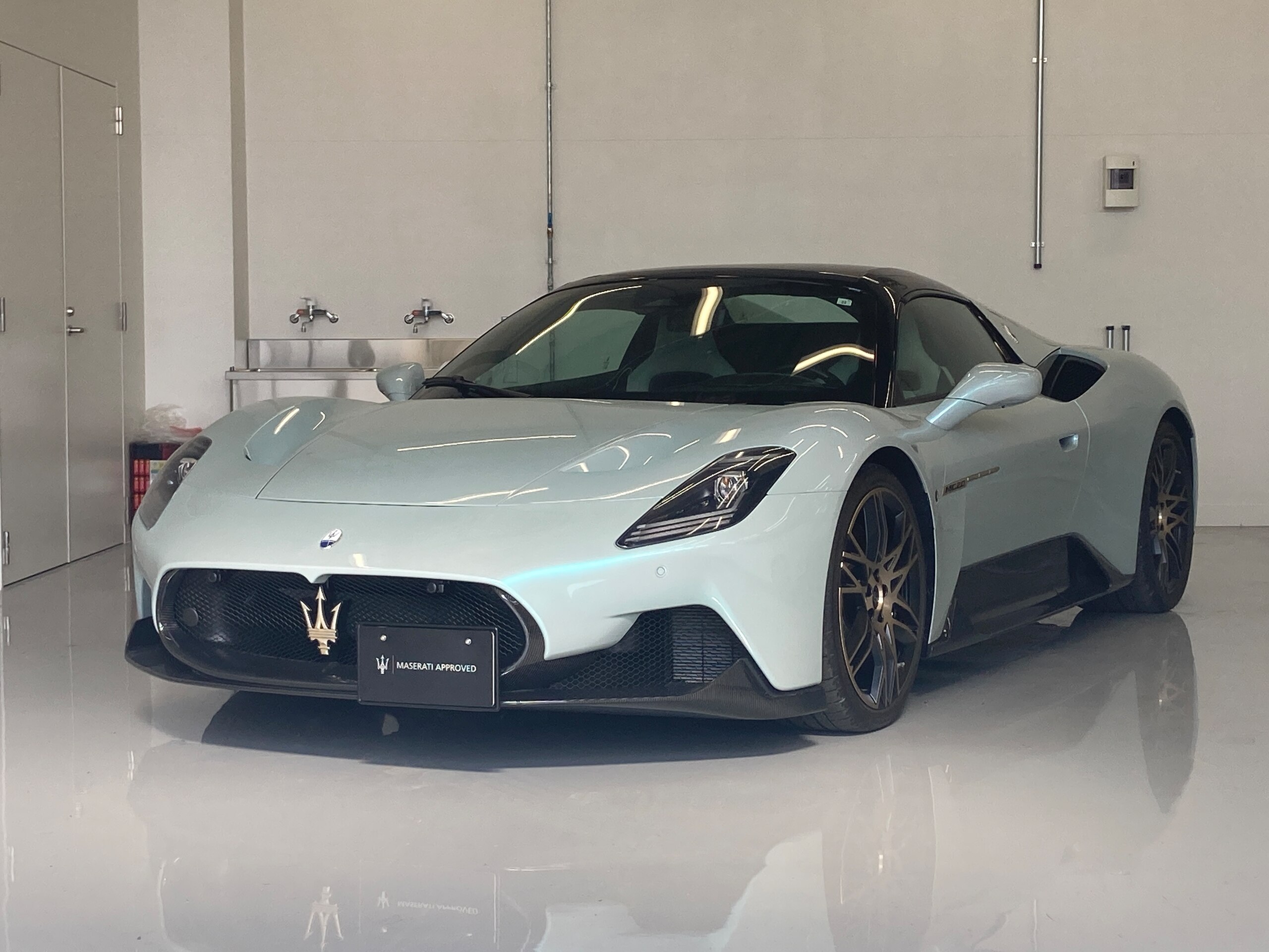 2023 Maserati MC20 Cielo for sale in Japan