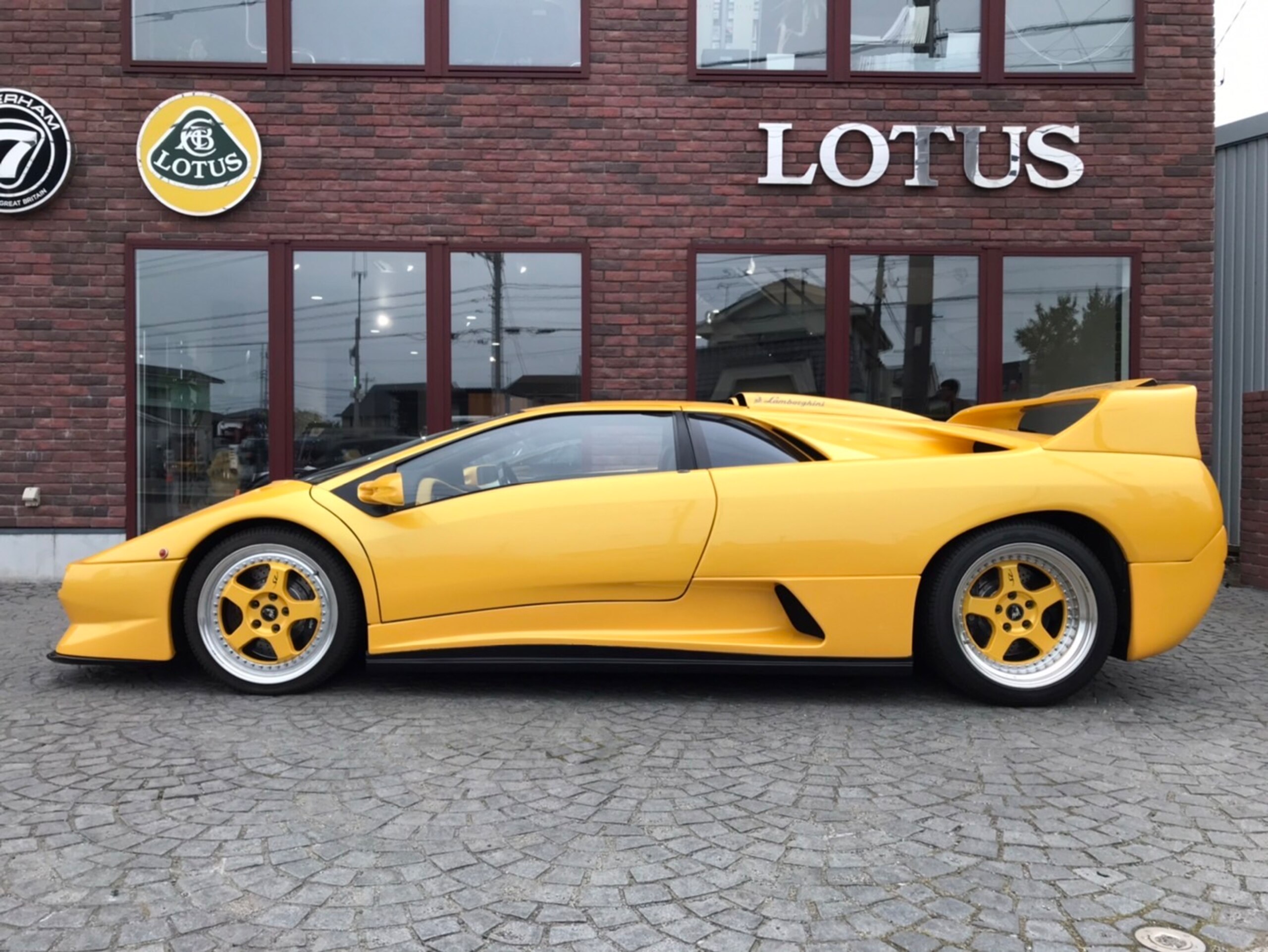1999 Lamborghini Diablo SV SE35 by Roland Affolter — Photo 9 / 29