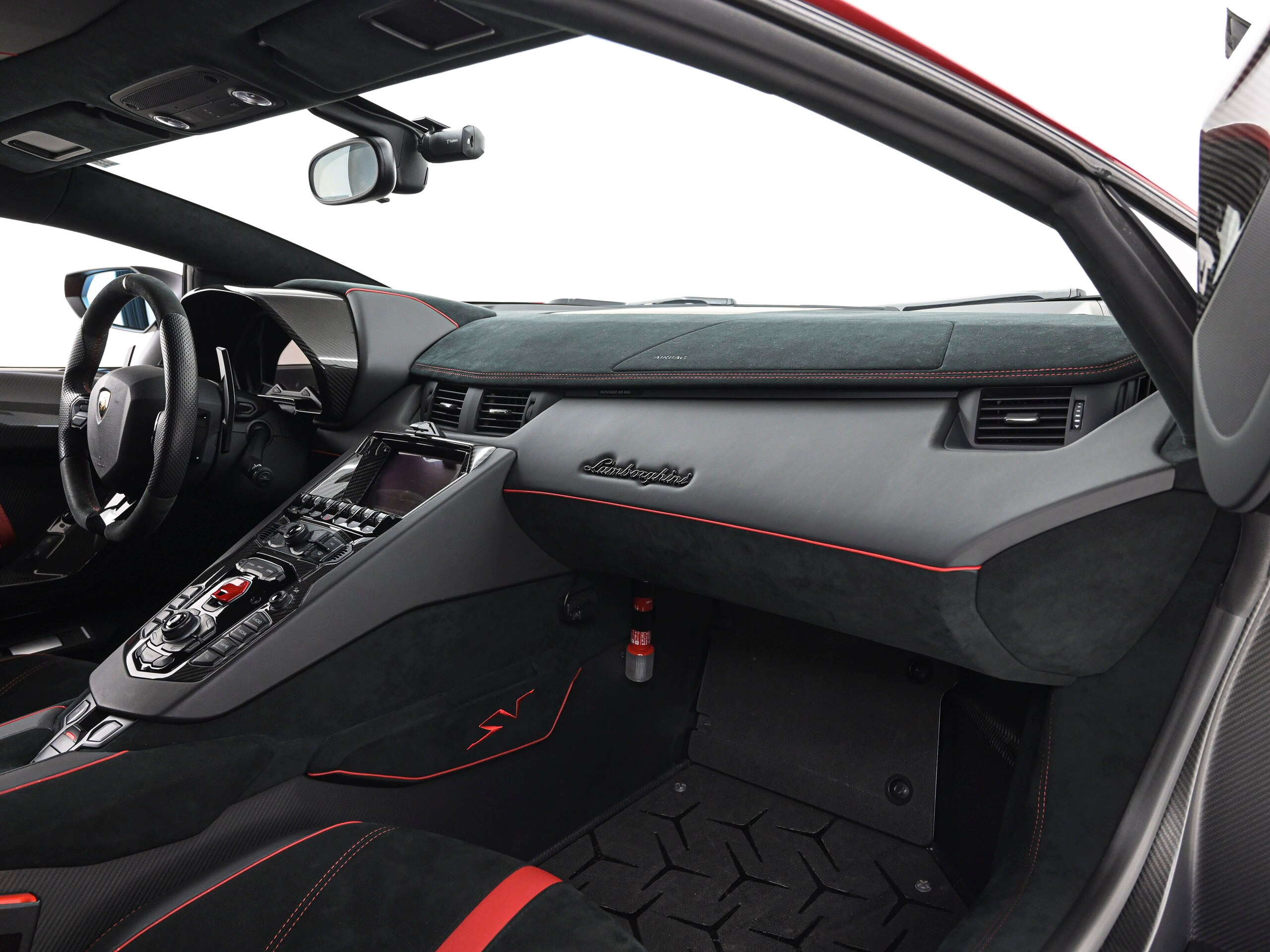 2015 Lamborghini Aventador LP750-4 Superveloce — Photo 22 / 25