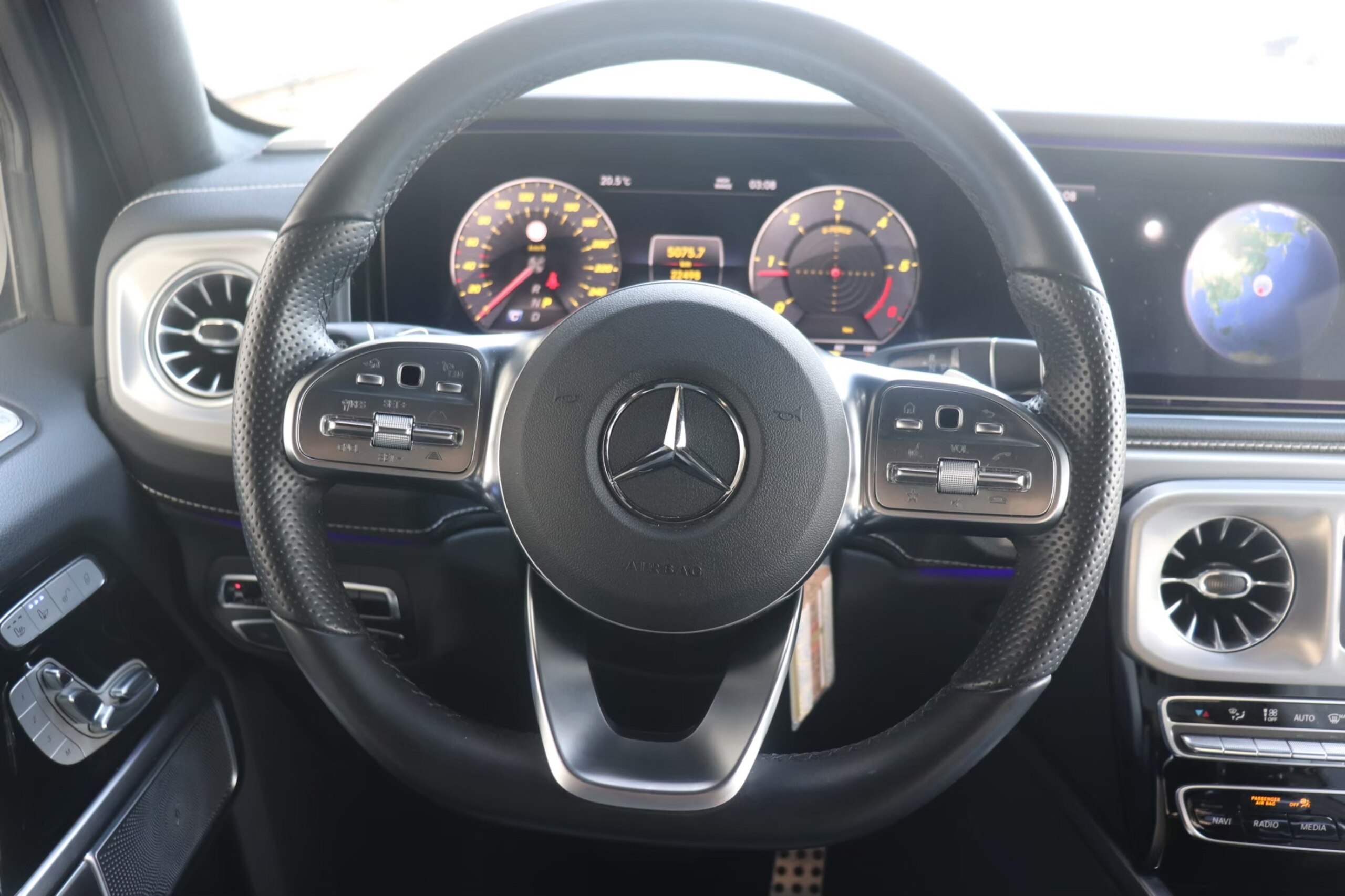 2022 Mercedes Benz G400d AMG — Photo 10 / 15