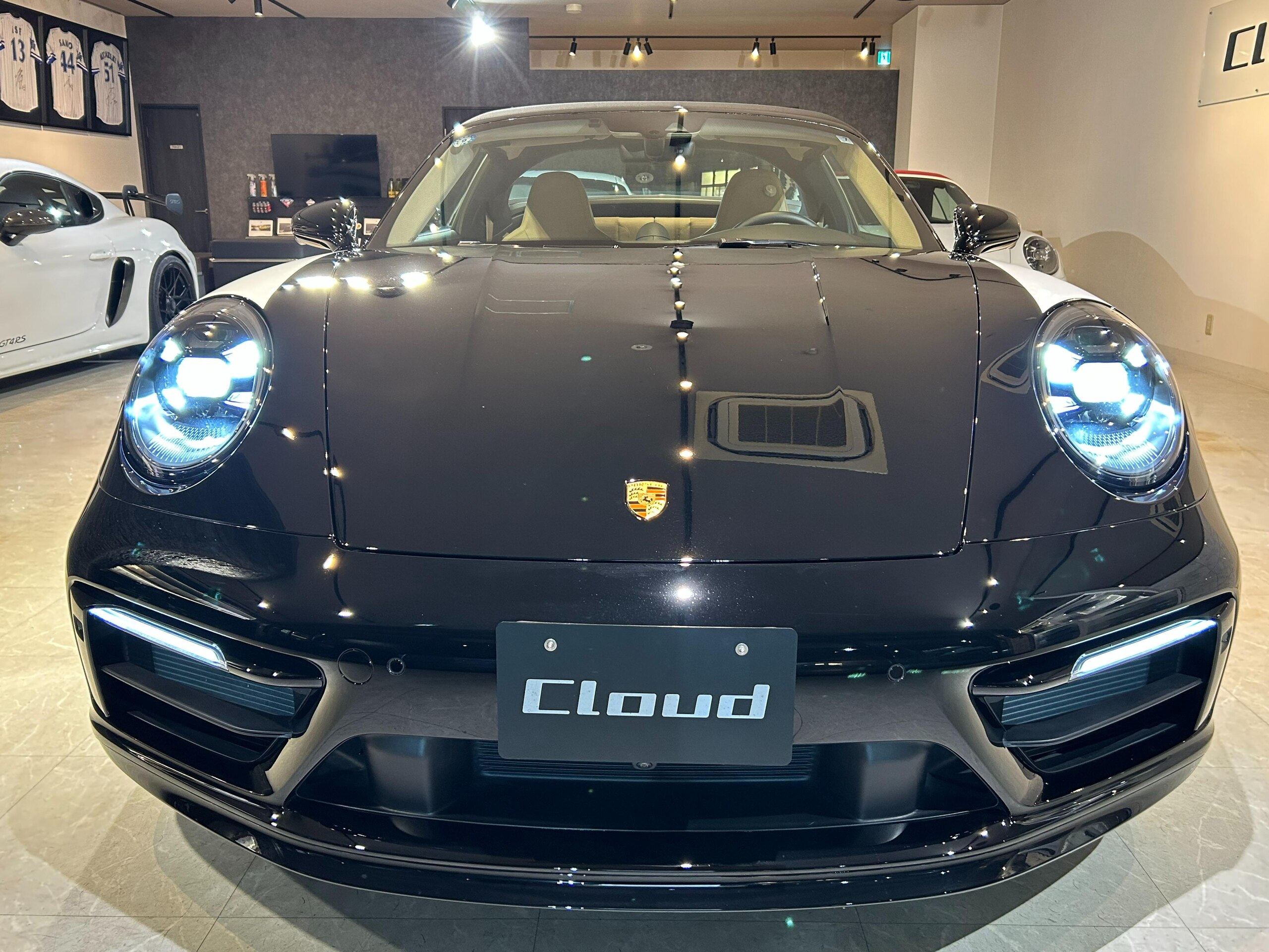 2020 Porsche 911 Targa 4S — Photo 13 / 78