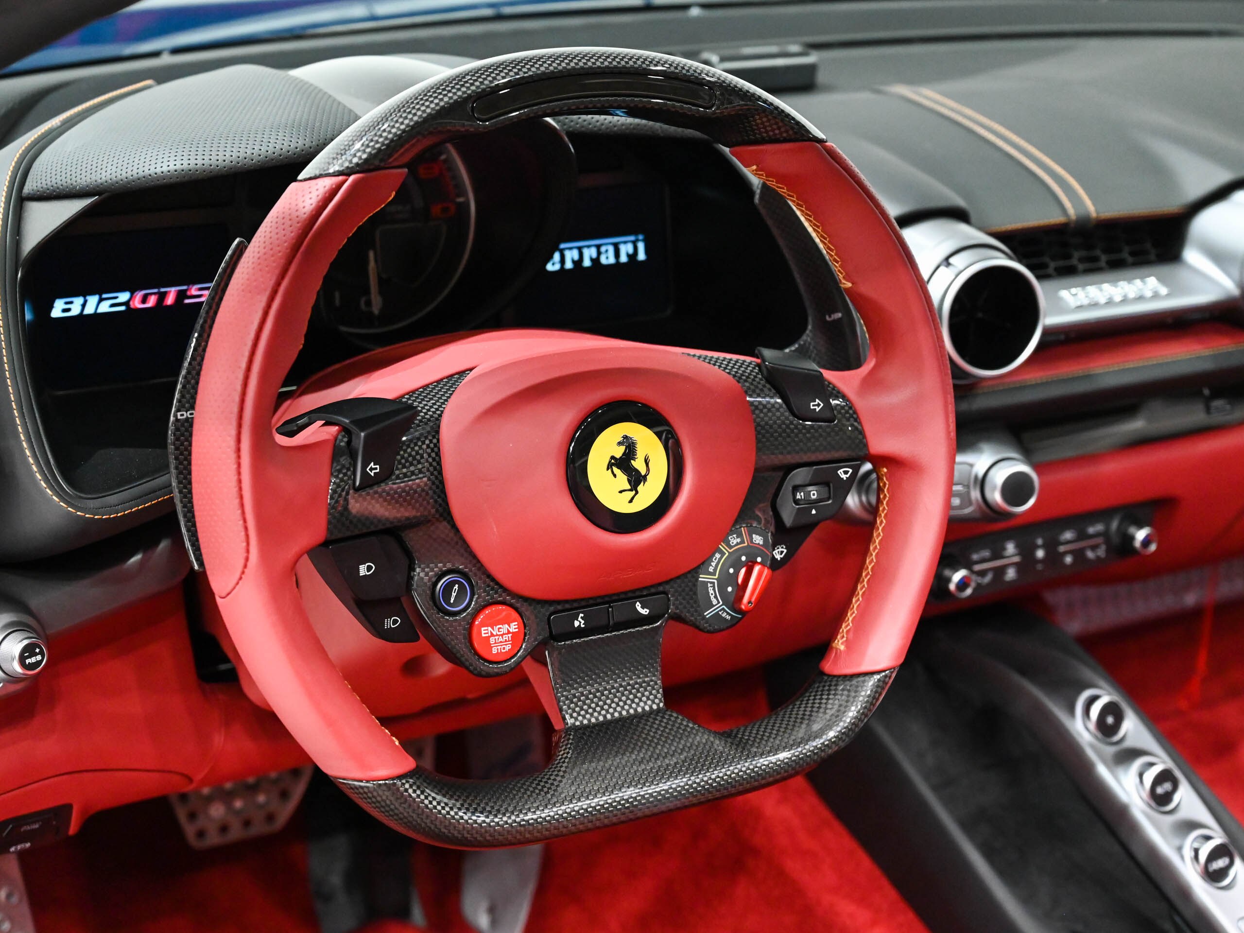 2022 Ferrari 812GTS — Photo 6 / 14