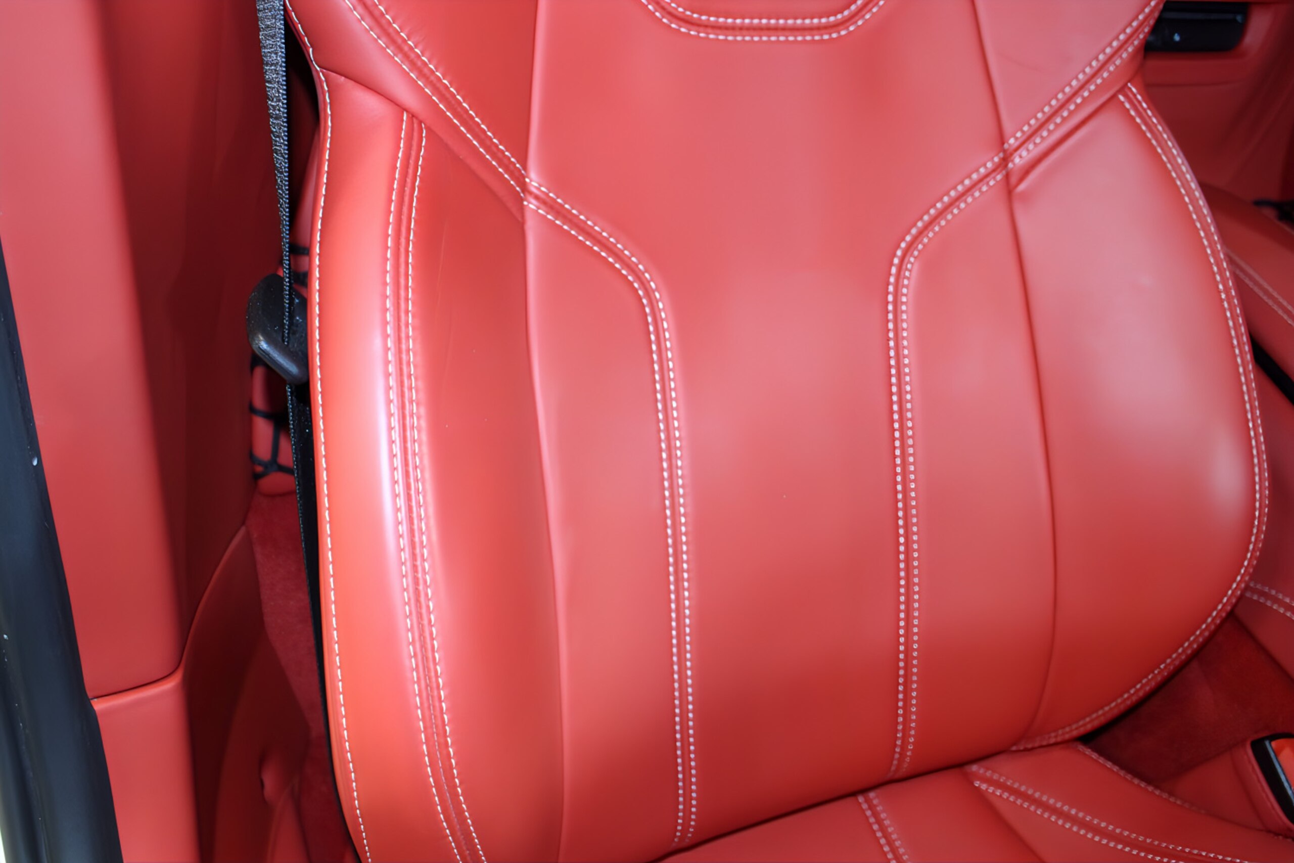 2013 Ferrari F12 Berlinetta — Photo 39 / 48
