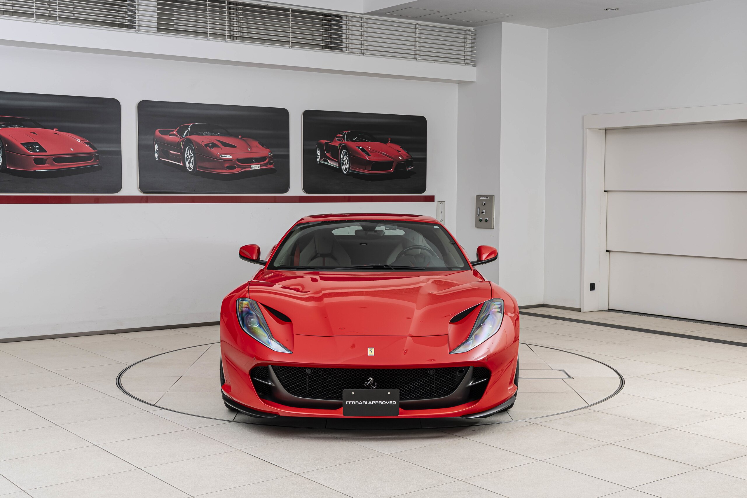 2018 Ferrari 812 Superfast Passenger display for sale in Japan