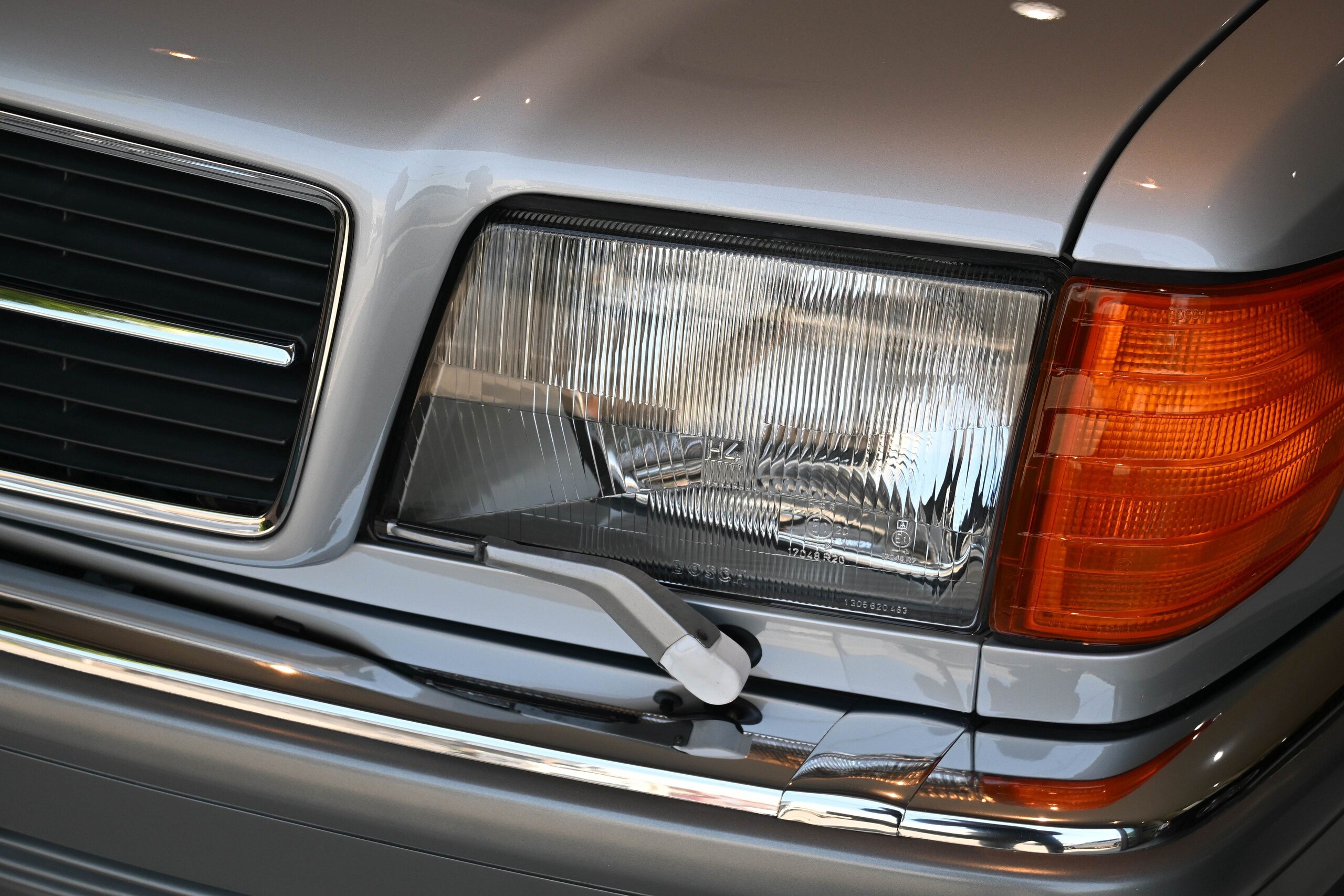1988 Mercedes Benz 560SEC — Photo 12 / 14