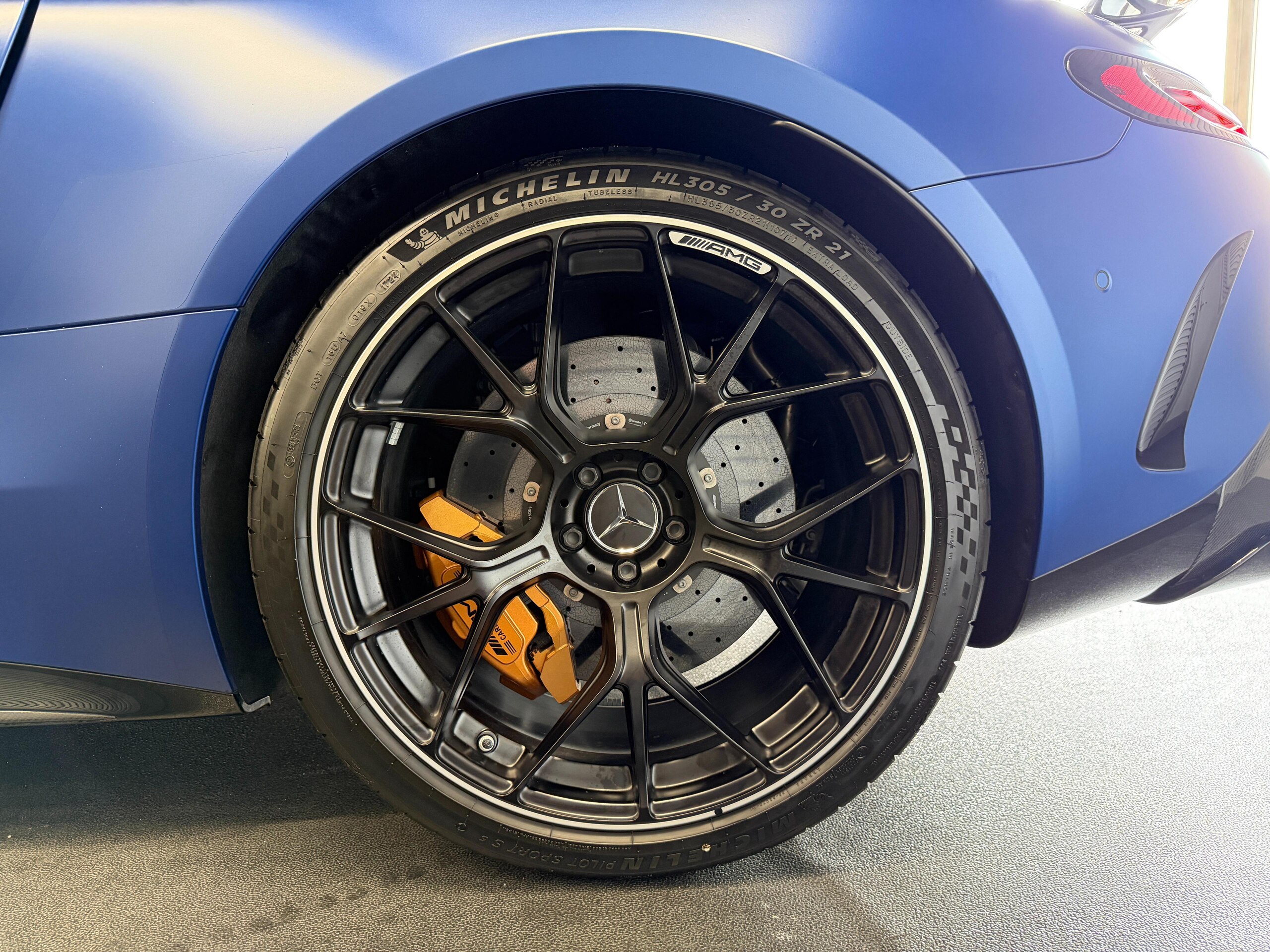 2025 Mercedes Benz AMG GT63 SE Performance — Photo 58 / 61