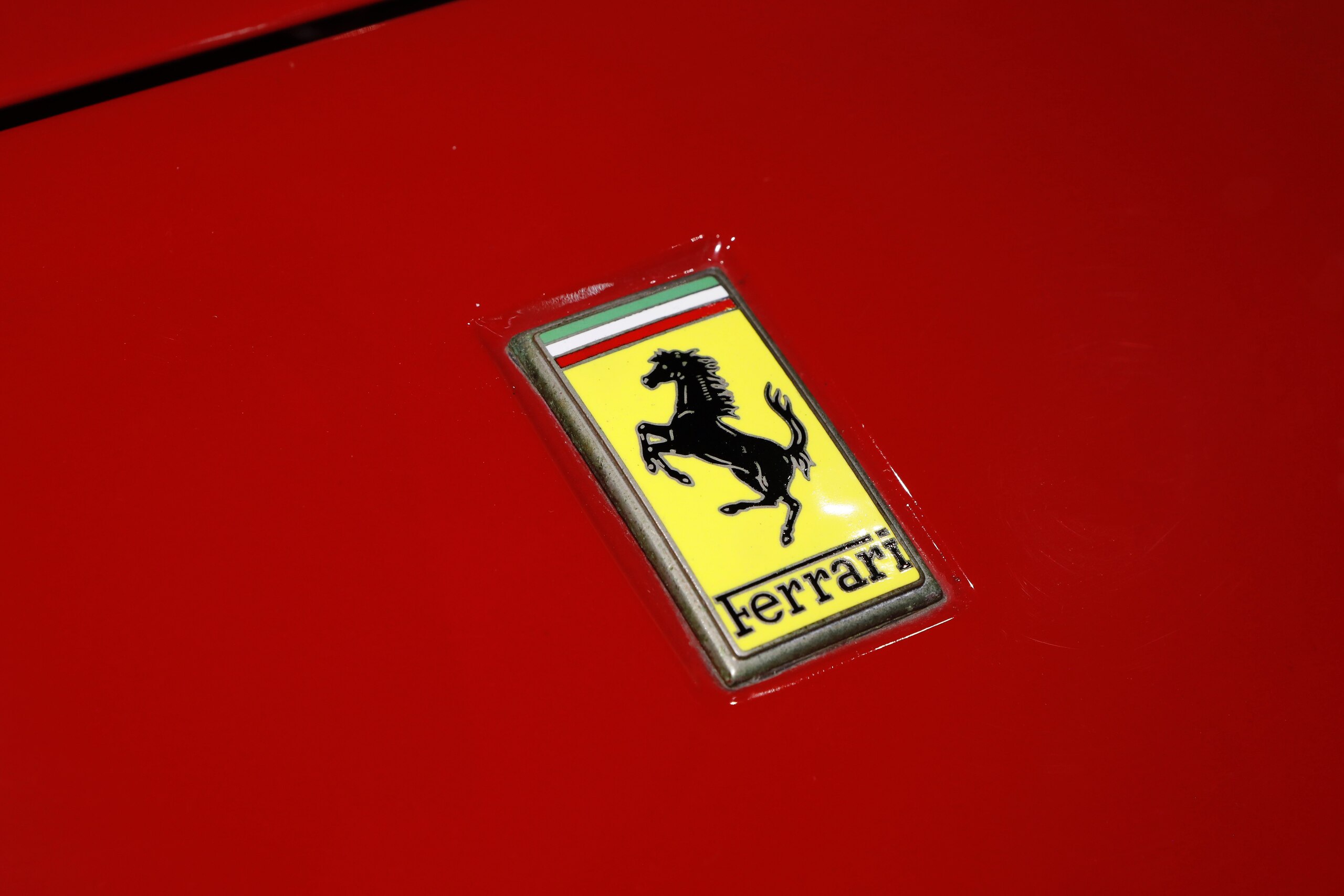 1989 Ferrari 208 GTB Turbo — Photo 18 / 25