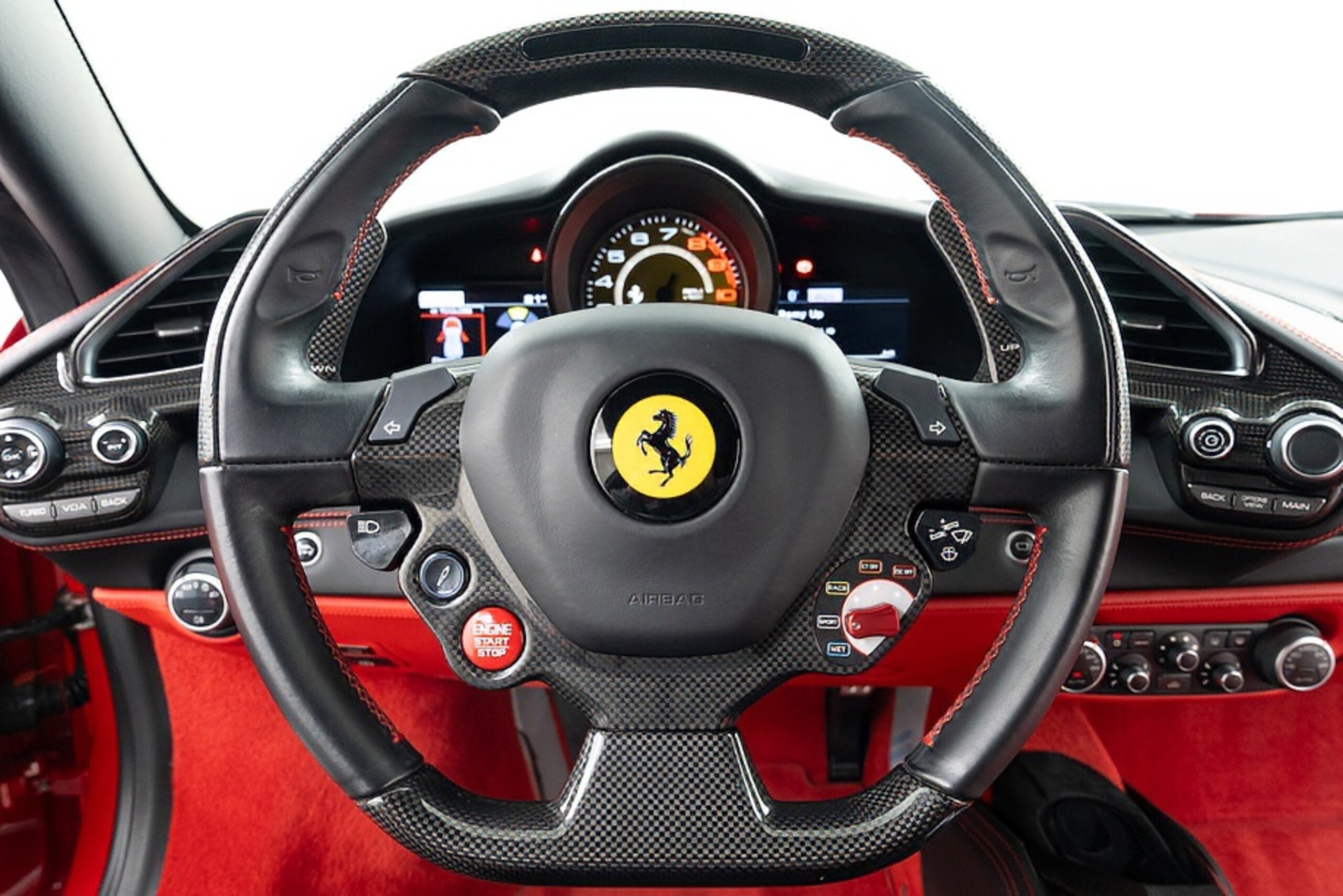 2016 Ferrari 488GTB — Photo 9 / 19