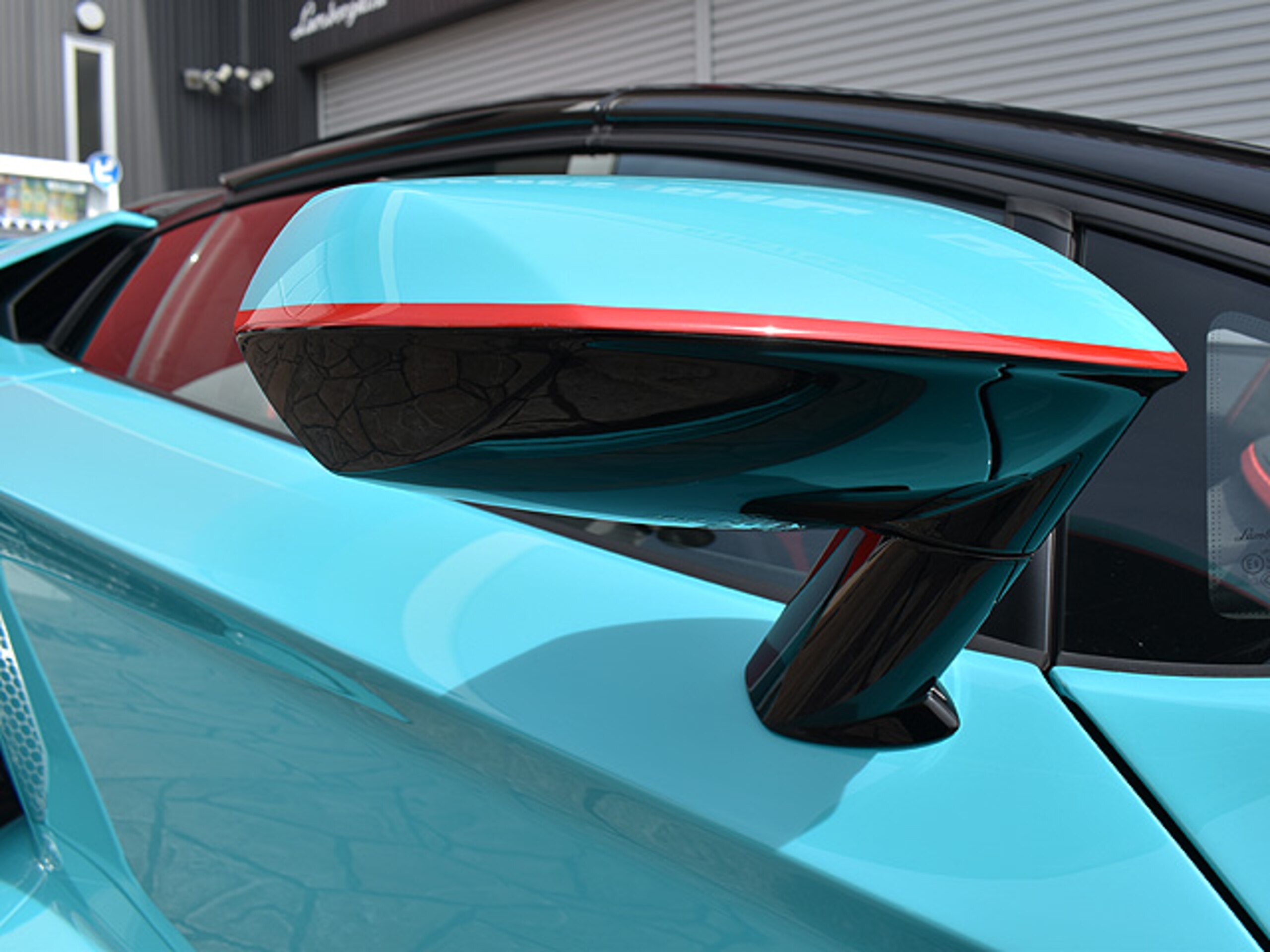 2022 Lamborghini Aventador Roadster LP780-4 Ultimae — Photo 14 / 38