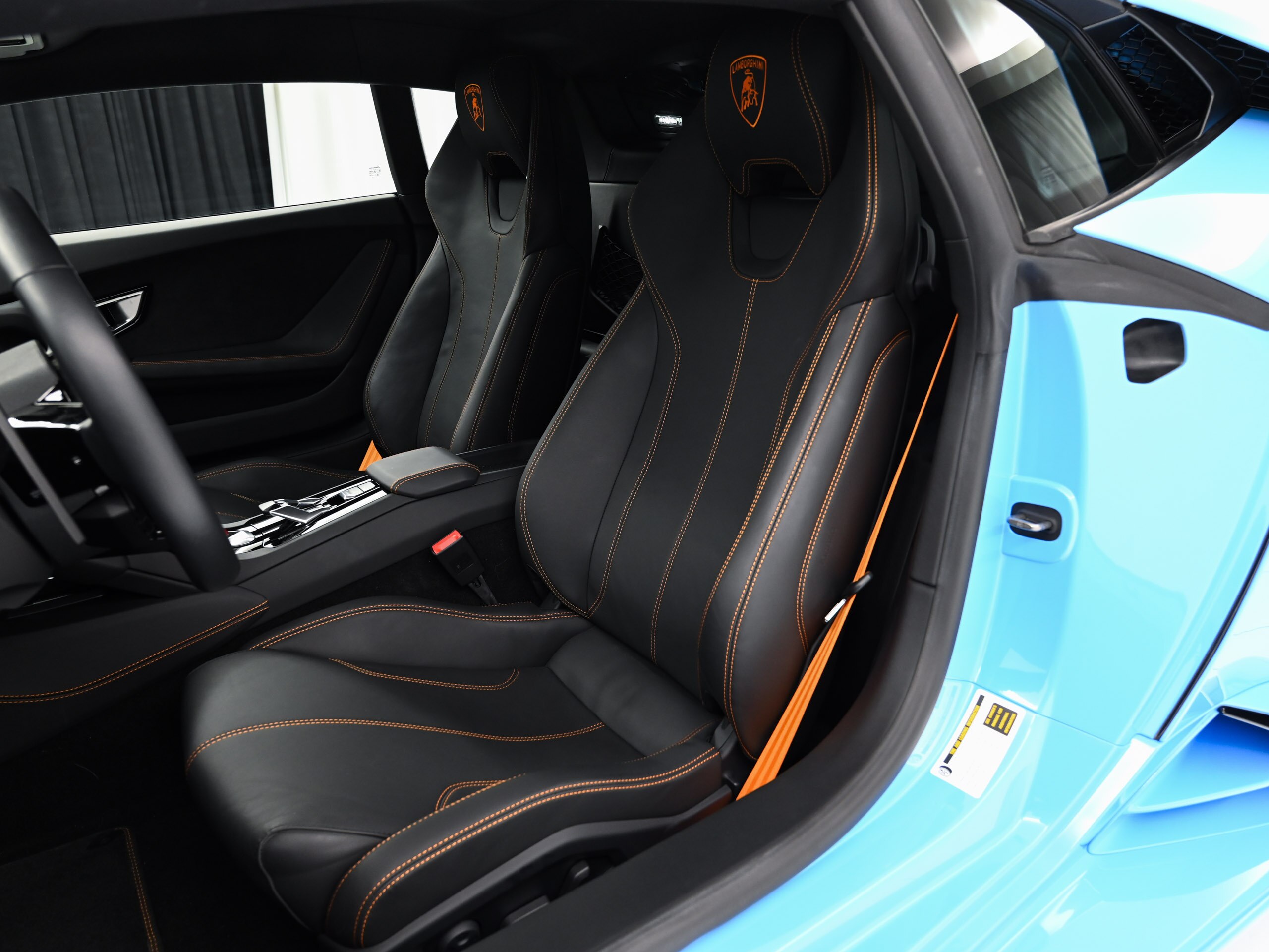 2022 Lamborghini Huracán EVO — Photo 9 / 27