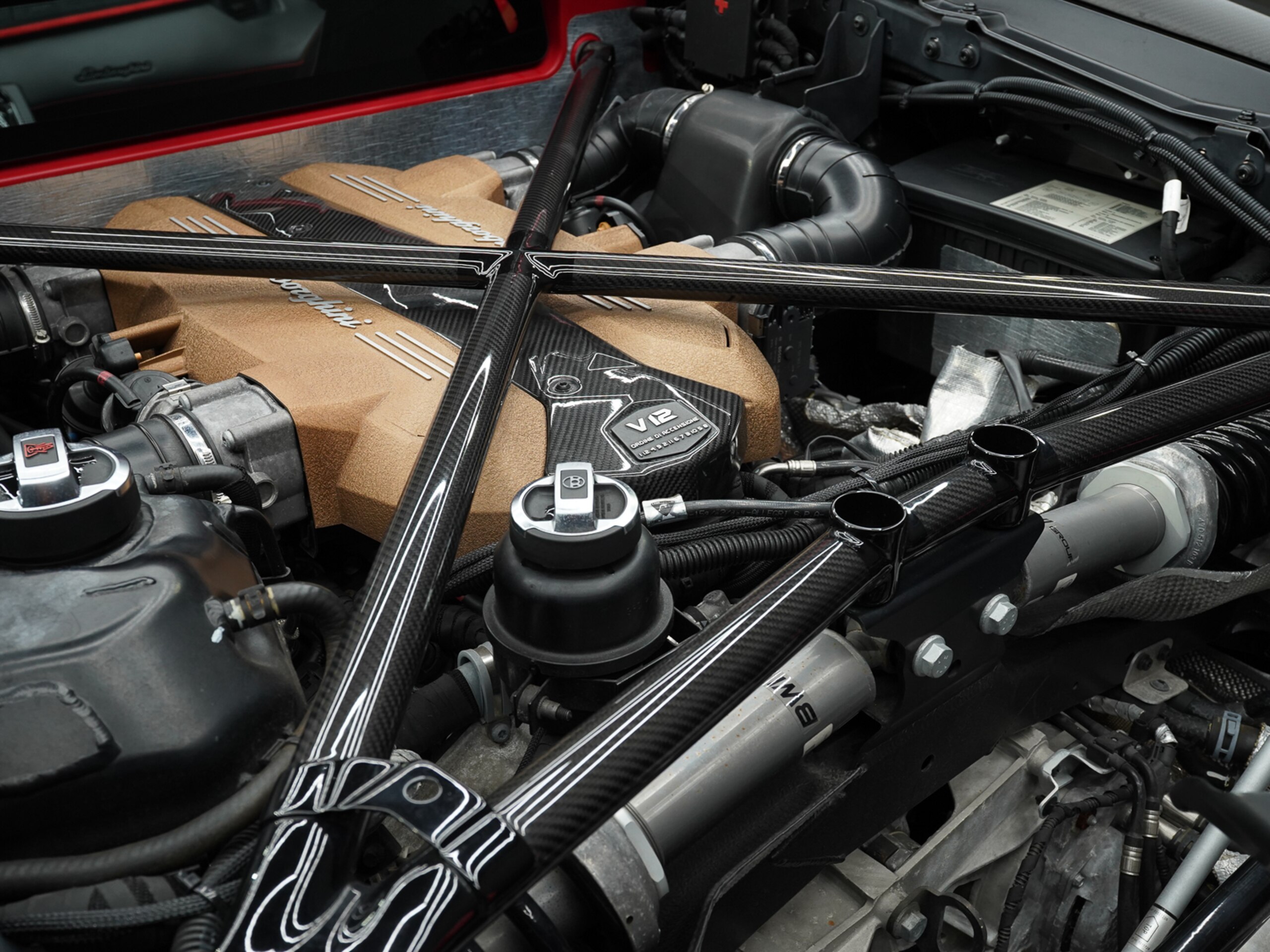 2021 Lamborghini Aventador SVJ — Photo 33 / 74