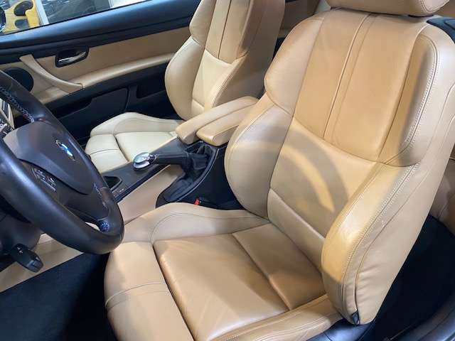 2007 BMW M3 Coupe — Photo 8 / 12
