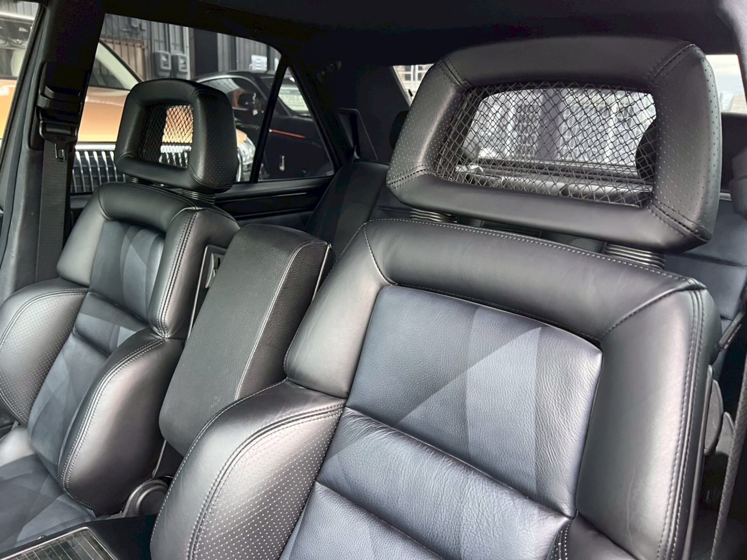 1995 Mercedes Benz E60 AMG — Photo 6 / 74