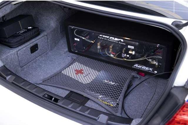 2010 BMW M3 Coupe — Photo 32 / 33